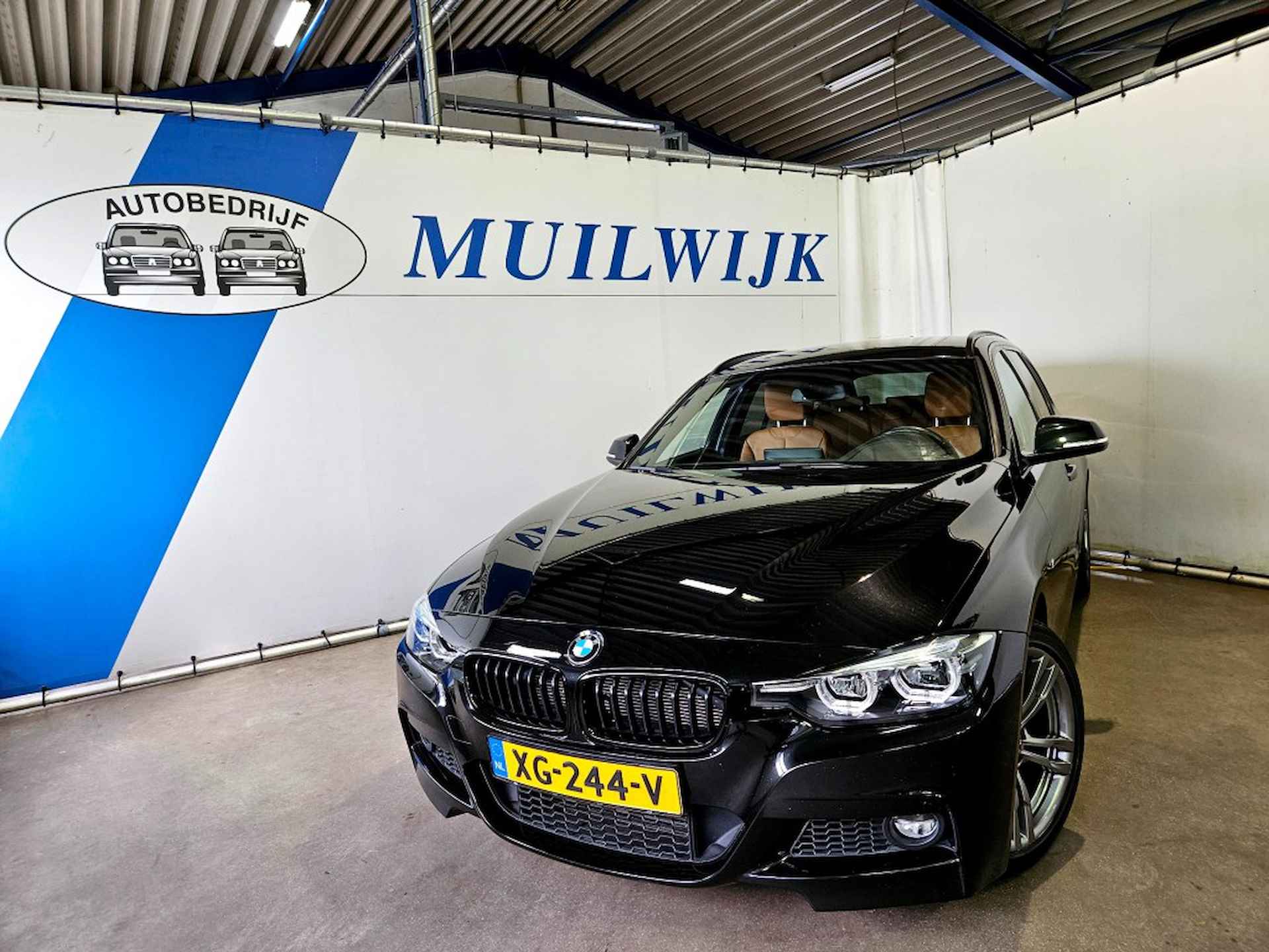 BMW 3-serie Touring 318i M Sport Edition Shadow Executive / Virtual / Leder - 5/46