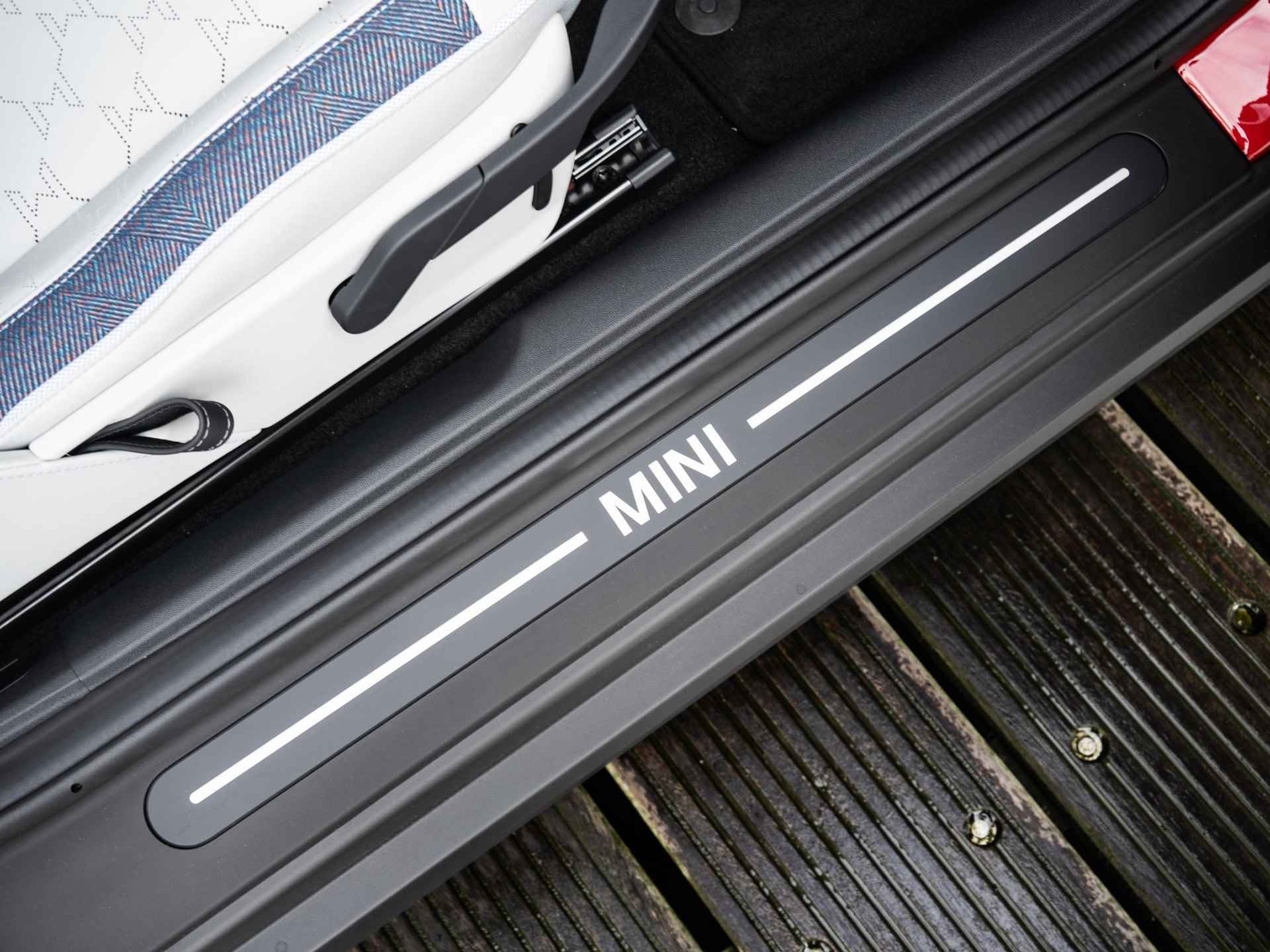 MINI 3-deurs E | Classic Trim + Package S | Maximaal MINI - 22/22