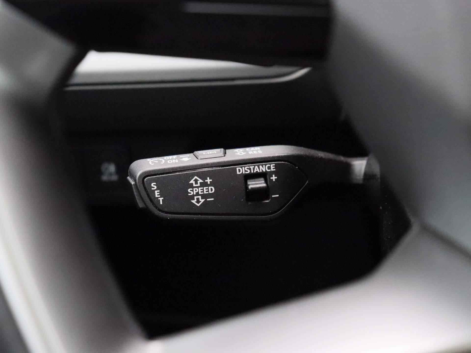 Audi Q4 e-tron 40 edition 82kWh 204 PK | Automaat | Navigatie | Camera | Panoramadak | Adaptive Cruise Control | Climate Control | Stoelverwarming | Parkeersensoren | Virtual Cockpit | LED | Lichtmetalen velgen | - 23/43