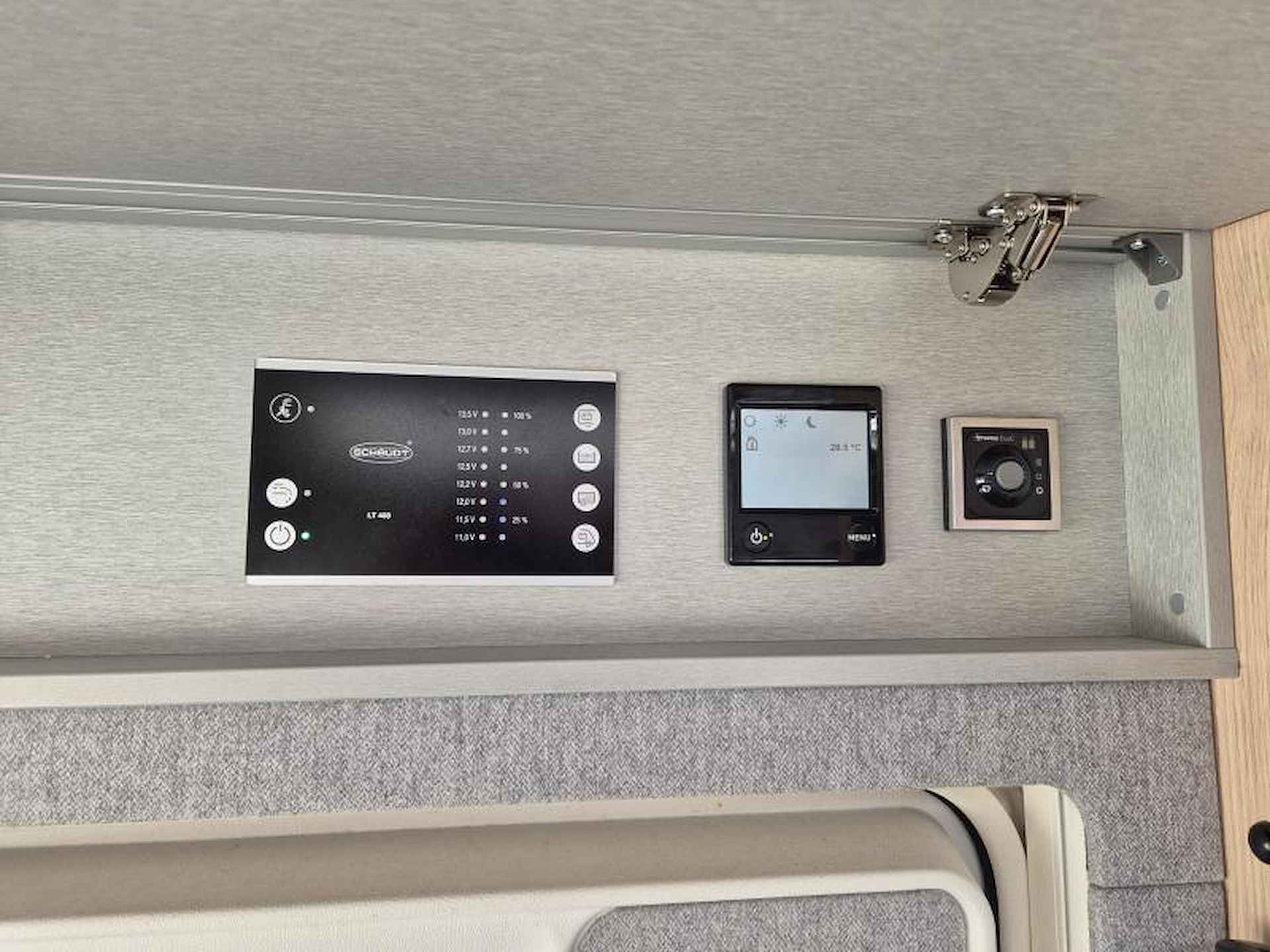 Hymer B  170PK AUT FULL OPTION ! - 19/25