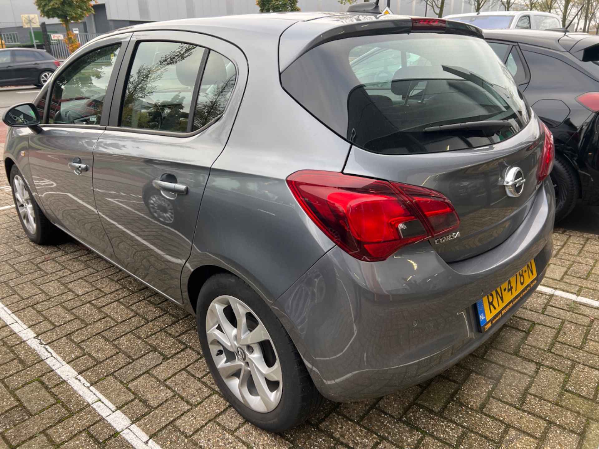 Opel Corsa 1.0 Turbo Online Edition+ 90pk | Navigatie | Comfortstoelen | Parkeersensoren | Airco | Cruise Control | - 5/21