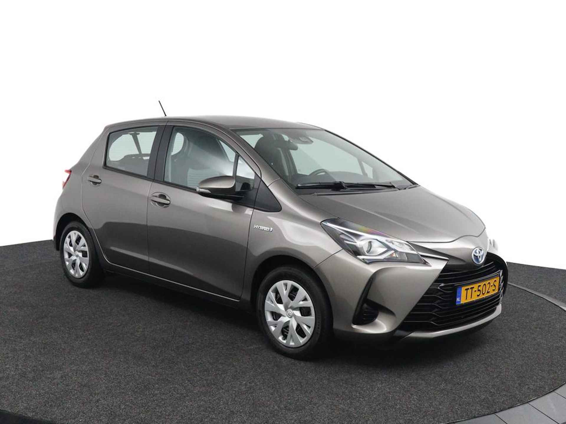 Toyota Yaris 1.5 Hybrid Active | Trekhaak | Navigatie | Achteruitrijcamera | Cruise Control | - 3/45