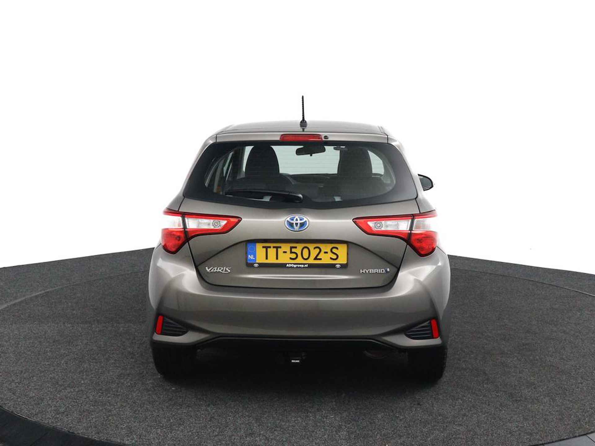 Toyota Yaris 1.5 Hybrid Active | Trekhaak | Navigatie | Achteruitrijcamera | Cruise Control | - 8/45