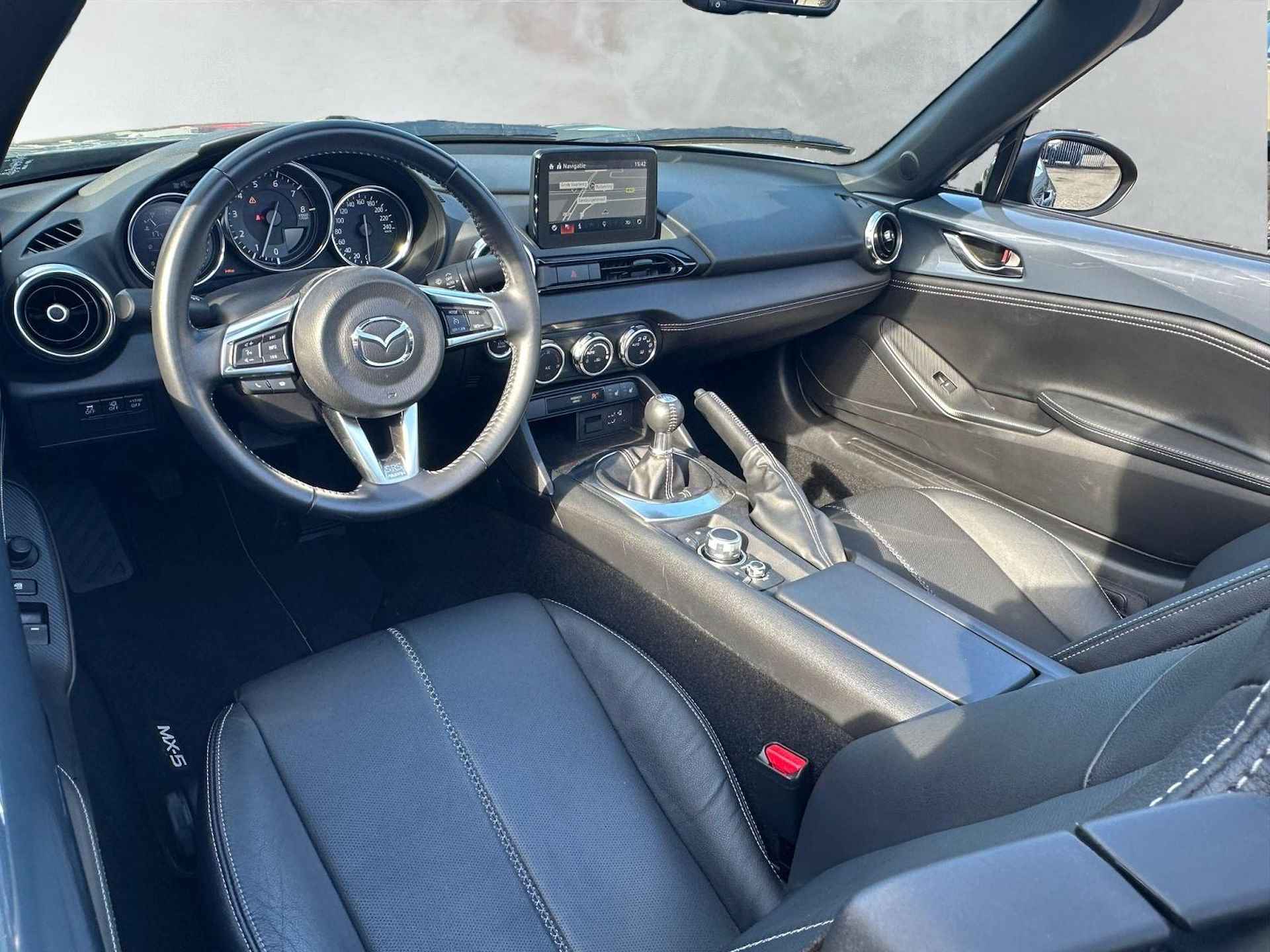 Mazda MX-5 1.5 SkyActiv-G 132 Luxury - 9/25