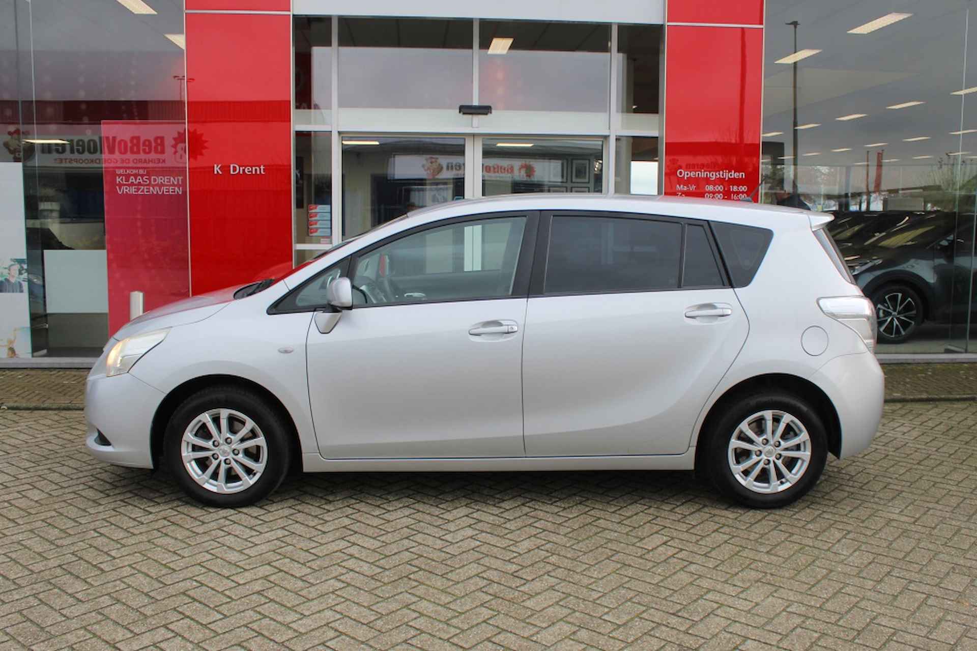 Toyota Verso 1.8 VVT-i Aspiration | Trekhaak | 1500kg Trekgew. | Cruise Contr - 3/32