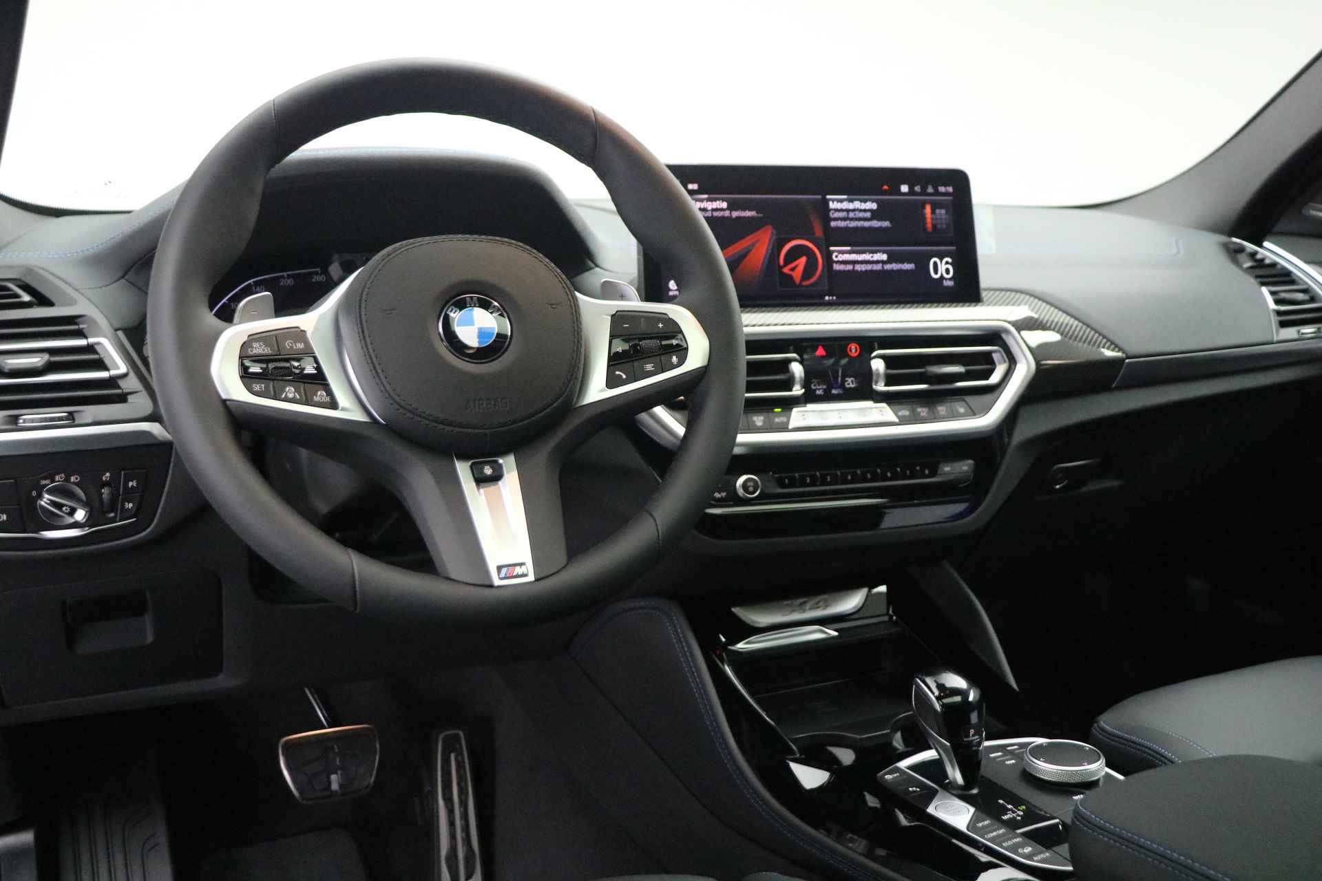 BMW X4 xDrive30i High Executive M Sport Automaat / Panoramadak / Laserlight / M Sportstoelen / Driving Assistant Professional / Head-Up / Harman Kardon / Parking Assistant - 23/24