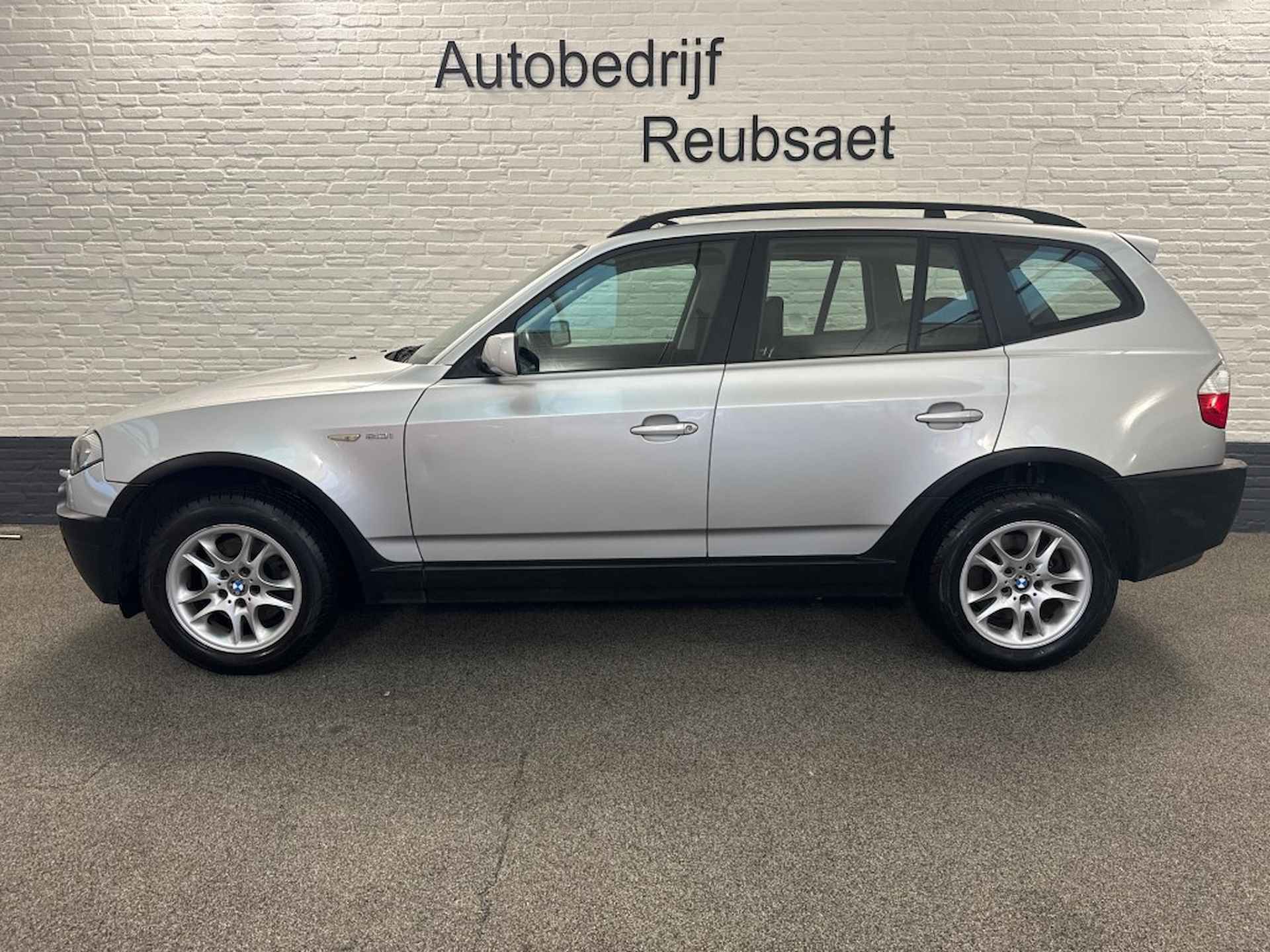 BMW X3 2.0I Executive Clima Cruise Panodak Xenon Trekhaak Incl Garantie - 2/17