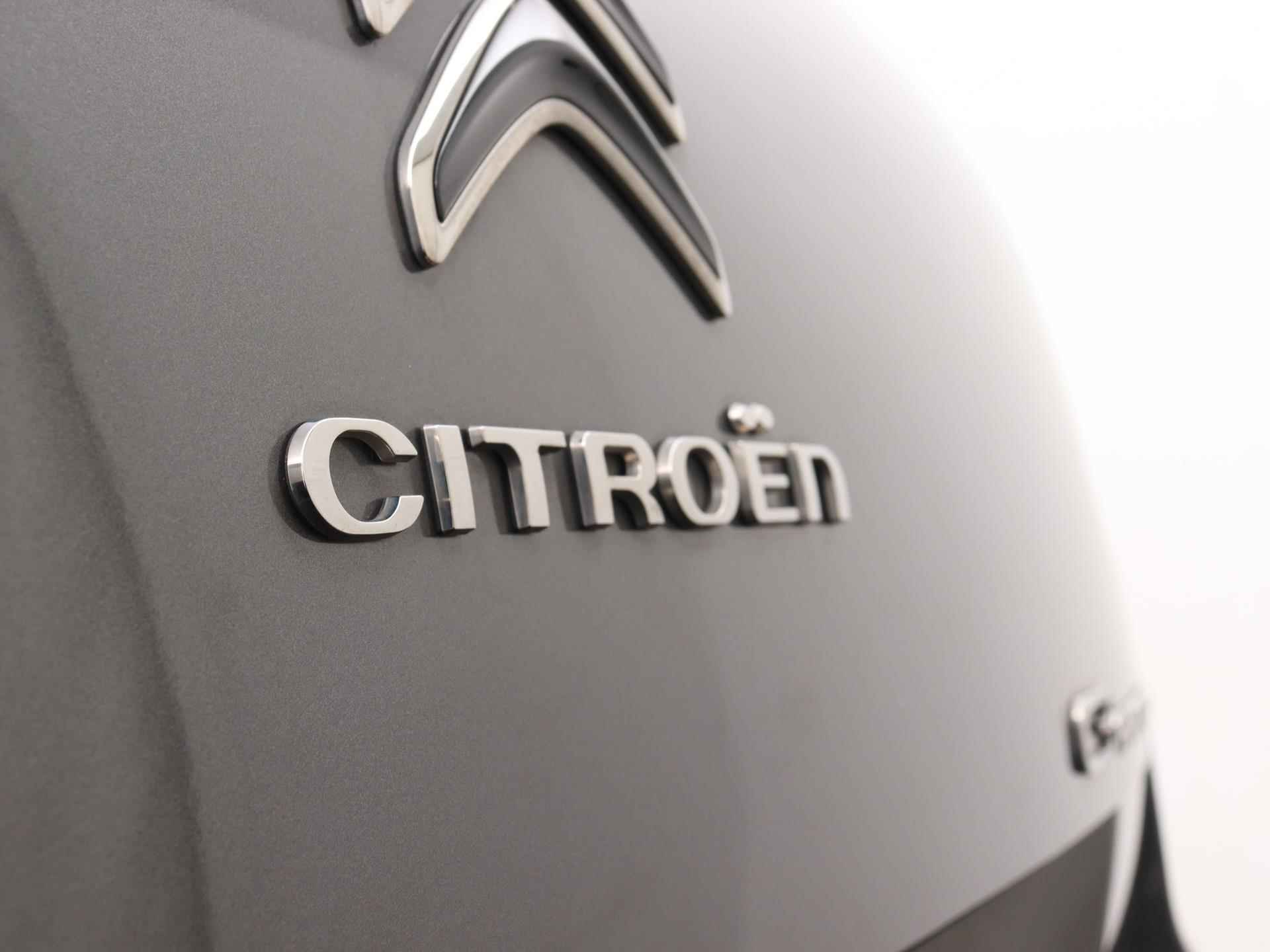 Citroen C3 Aircross Shine 130pk Automaat | Facelift Model | Navigatie | Climate Control | Licht Metalen Velgen 17"| Keyless Entry/ Start | Stof/Kunstlederen Bekleding - 16/35