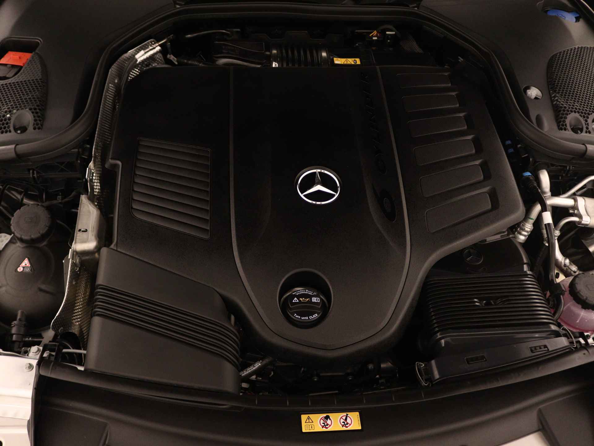 Mercedes-Benz CLS-Klasse 450 4MATIC AMG Line | Smartphone-integratie | Premium Plus Pakket | Memorypakket | Rijassistentiepakket plus | Burmester® surround sound system | Parkeerpakket met 360°-camera | - 35/35