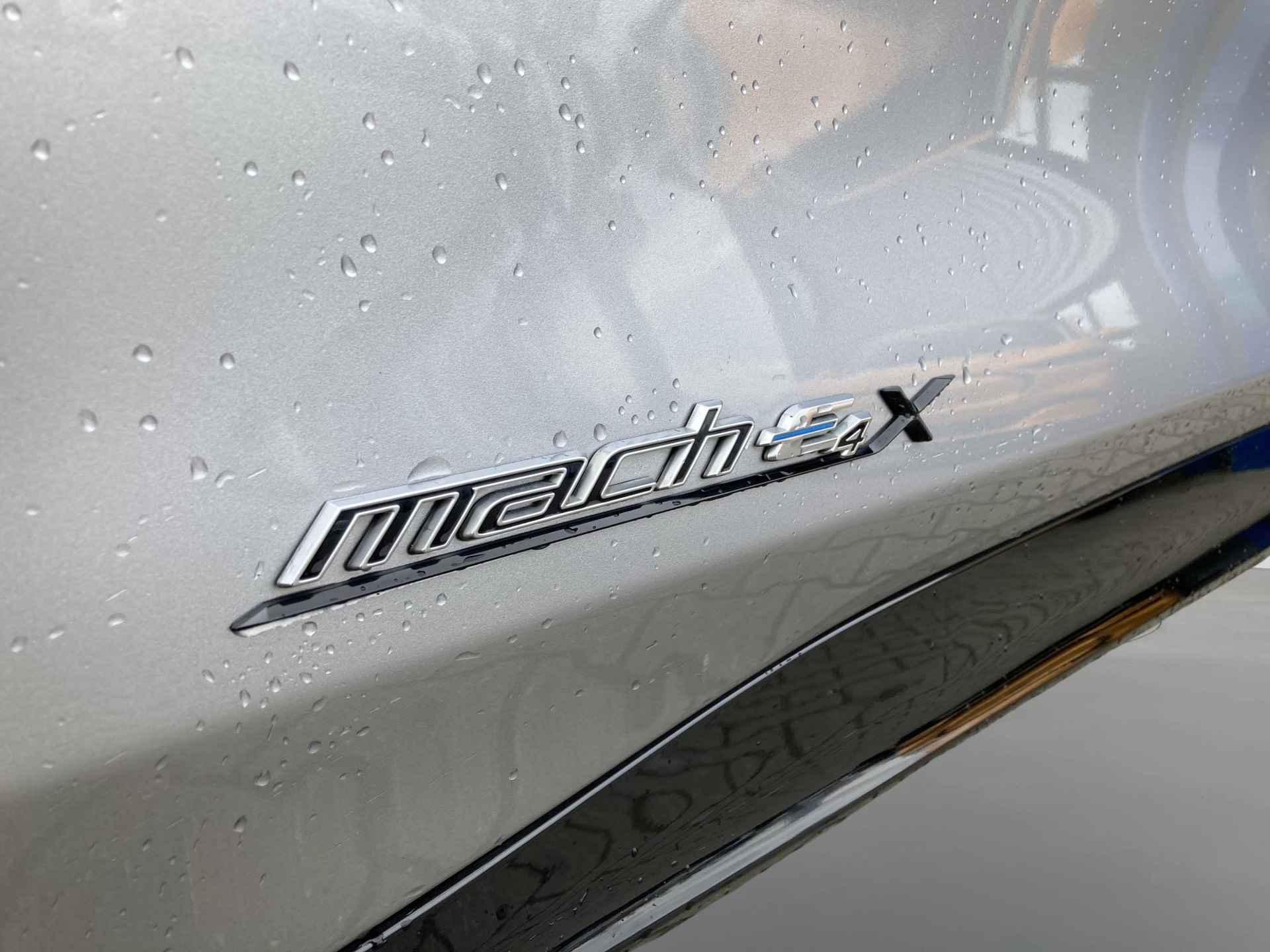 Ford Mustang Mach-E AWD 98KWH Extended-Range | 12% bijtelling | | € 1.000,- INRUILPREMIE ! | BTW auto | Afneembare Trekhaak| Handsfree achterklep | B&O audio | 19-inch Velgen | Elektrisch verstelbare voorstoelen | Stoelverwarming | - 39/43