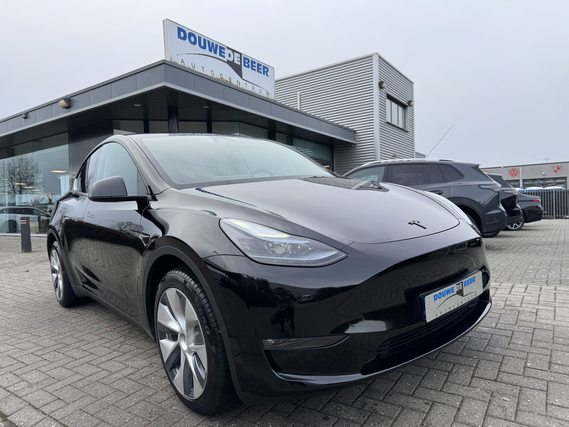 Tesla Model Y Long Range AWD 75 kWh Trekhaak | Leer | Pano-Dak |