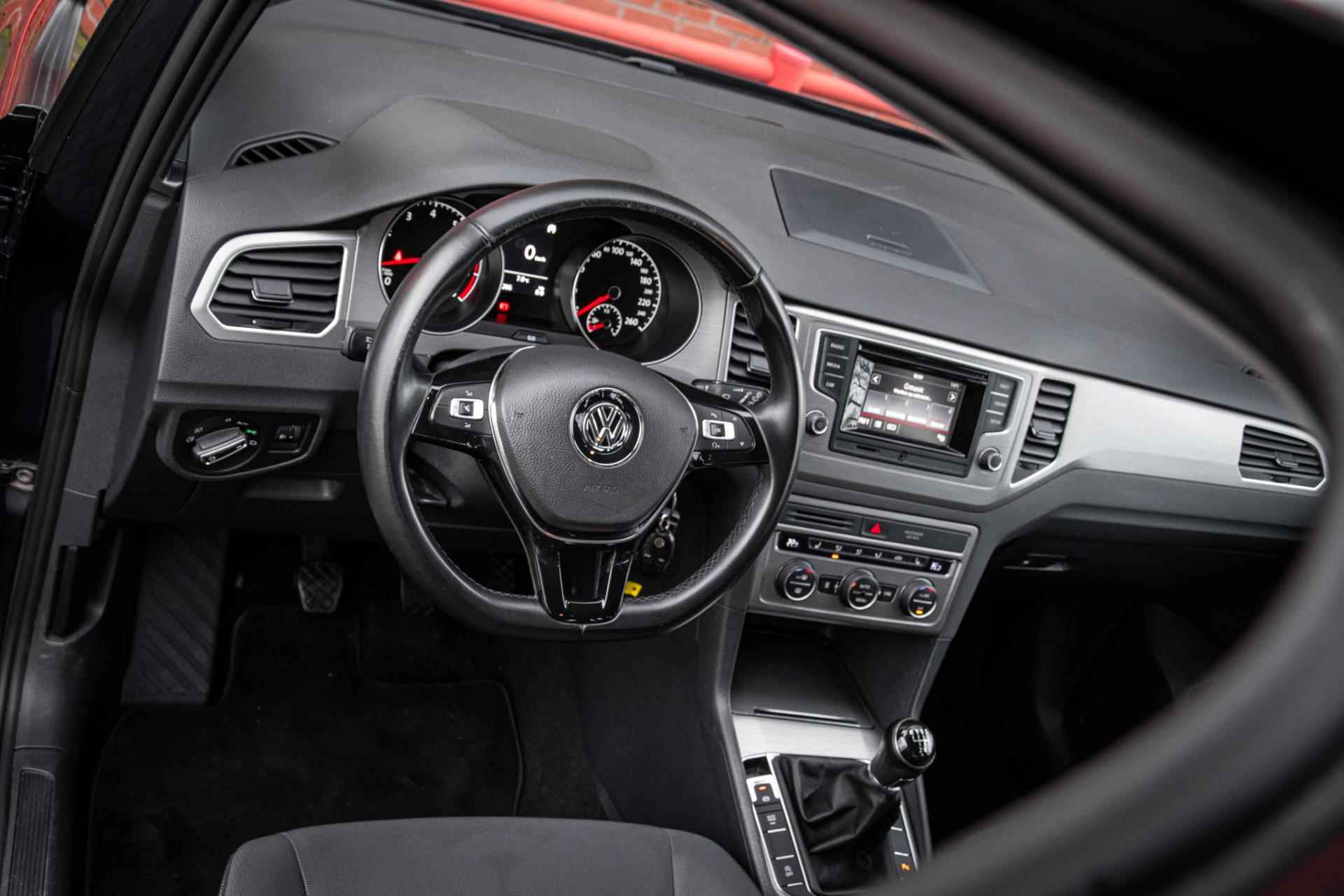 Volkswagen Golf Sportsvan 1,4 BlueMotion Technology | Stoel verwarming | Parkeerhulp | Airco | Multifunctie stuurwiel | - 2/50