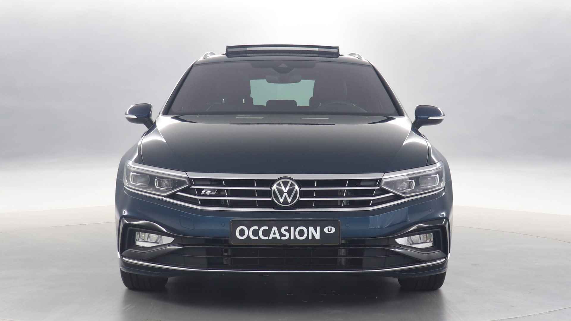 Volkswagen Passat Variant 1.5 TSI 150pk R-Line Business DSG / Panoramadak / Camera / Head-up Display - 8/39