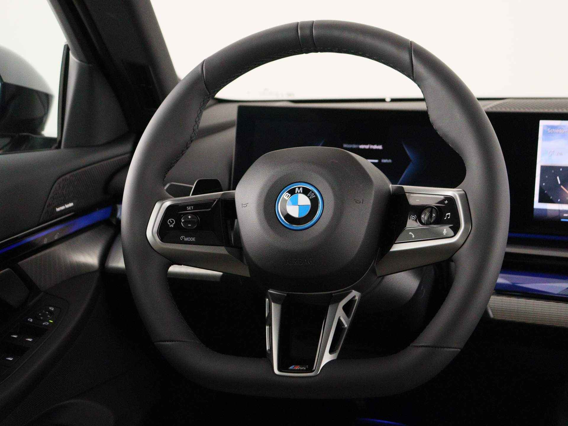 BMW i5 eDrive40 Touring M Sport Edition M Sportpakket Pro - 3/27