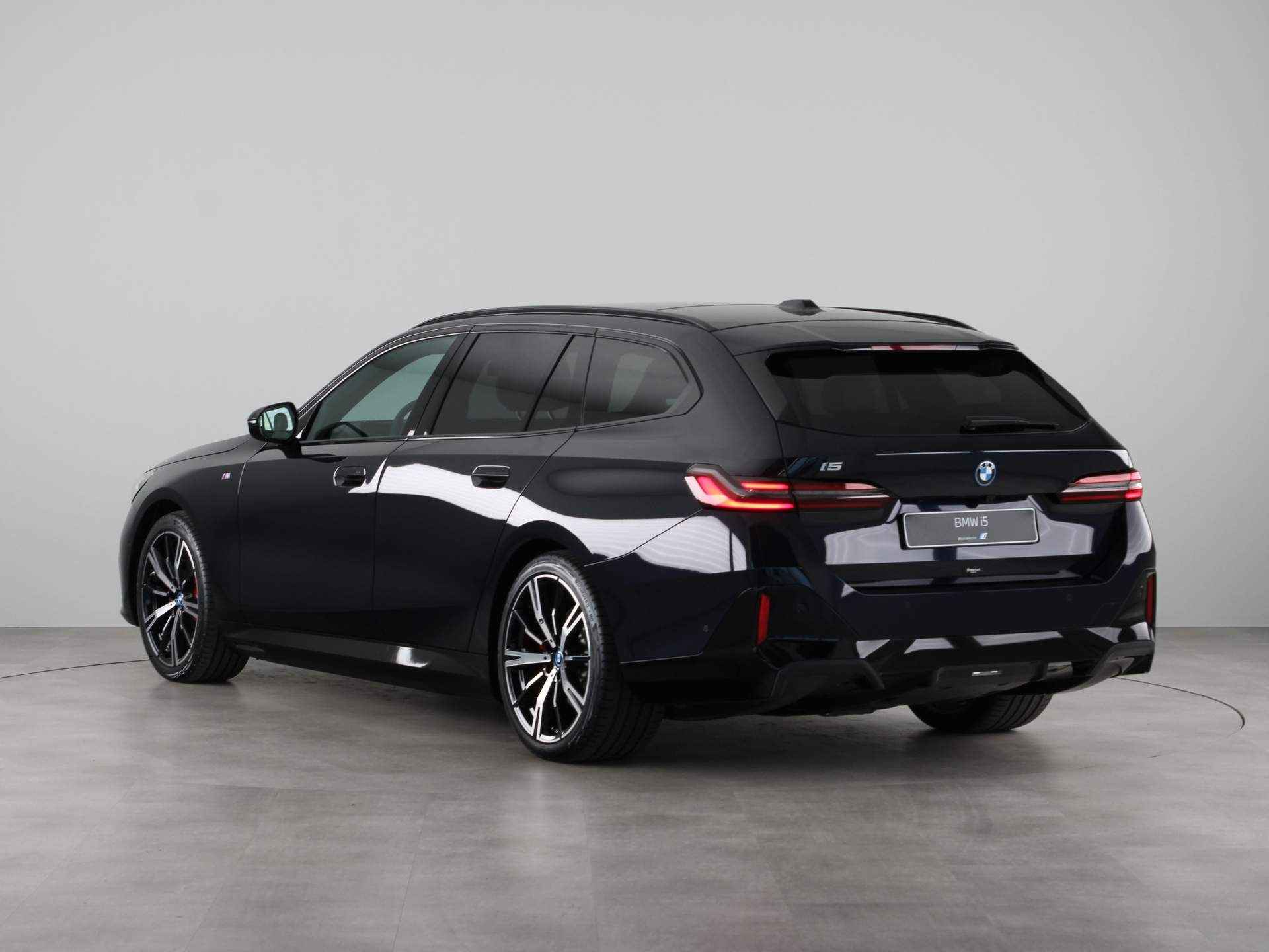 BMW i5 eDrive40 Touring M Sport Edition M Sportpakket Pro - 12/27