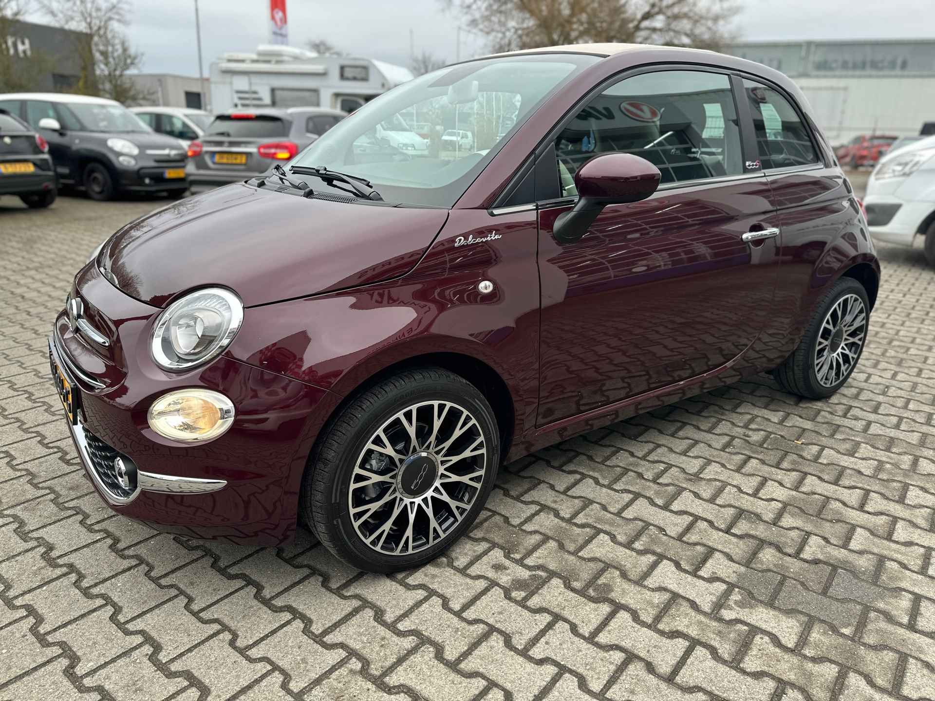 Fiat 500 C 1.0 Hybrid Dolcevita (BOVAG/RIJKLAARPIJS) - 2/25