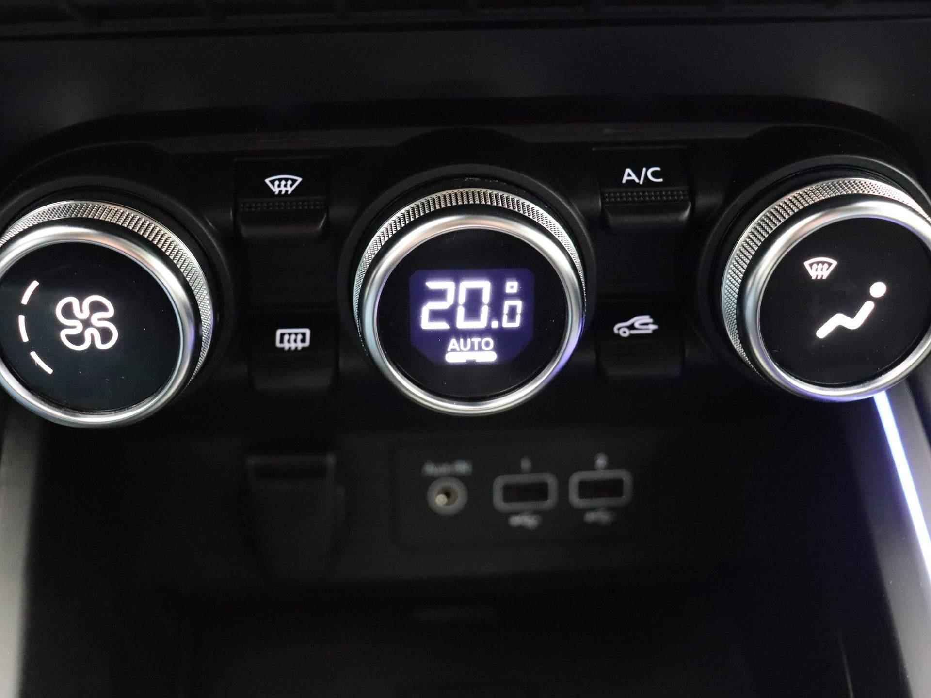Renault Clio 100pk TCe Intens | Cruise control | Climate control | Navigatie | - 22/37