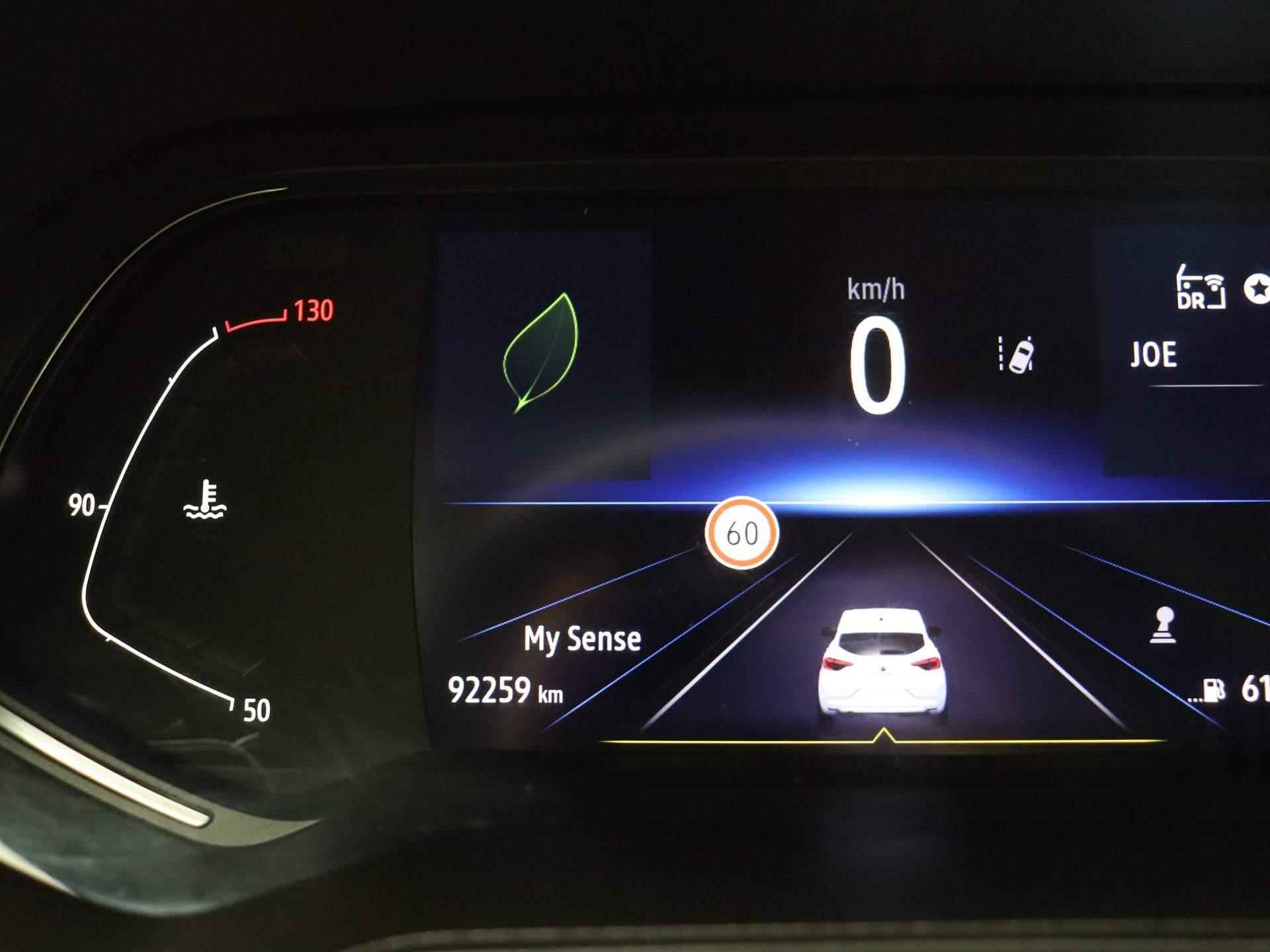 Renault Clio 100pk TCe Intens | Cruise control | Climate control | Navigatie | - 32/38