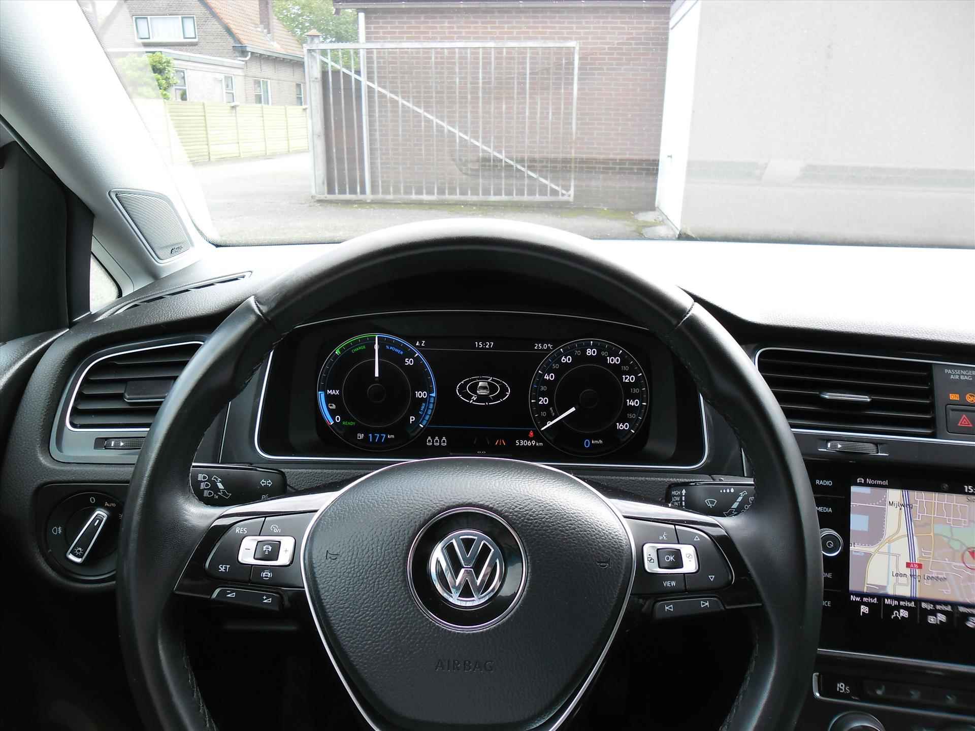 Volkswagen e-Golf e-Golf Nav Leder Ecc Warmtepomp 17"Lmv Camera Pdc Digi Xenon Dynaudio Incl Btw Rijklaarprijs - 8/19