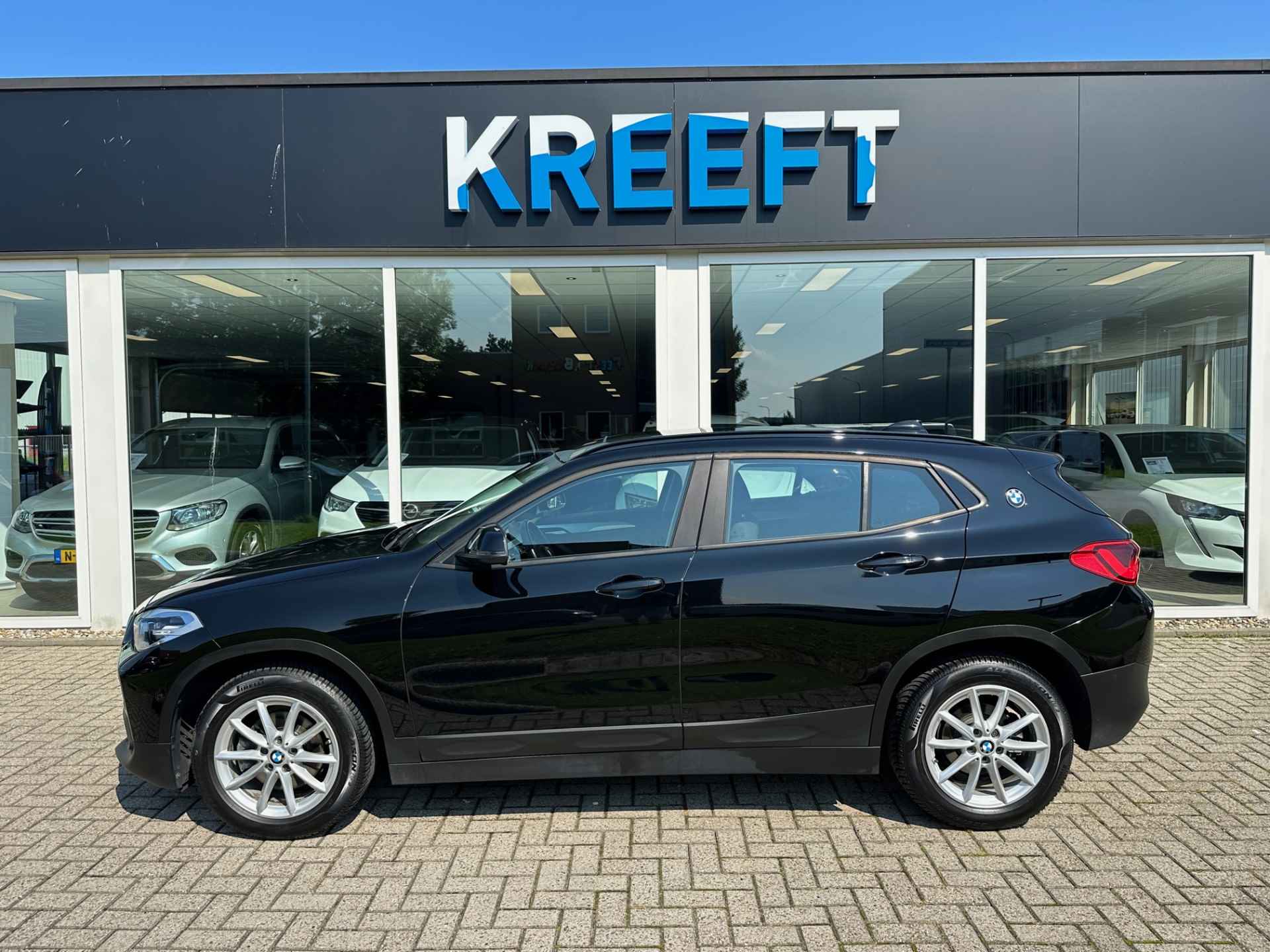 BMW X2 sDrive18i Executive Schuifdak - 5/28