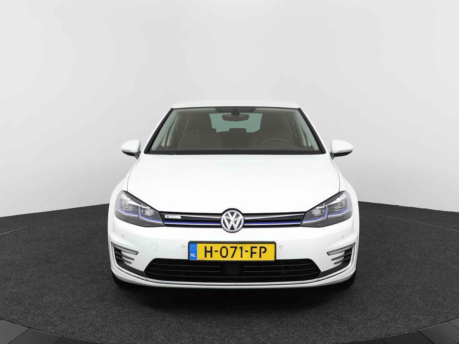 Volkswagen e-Golf E-DITION - 13/42