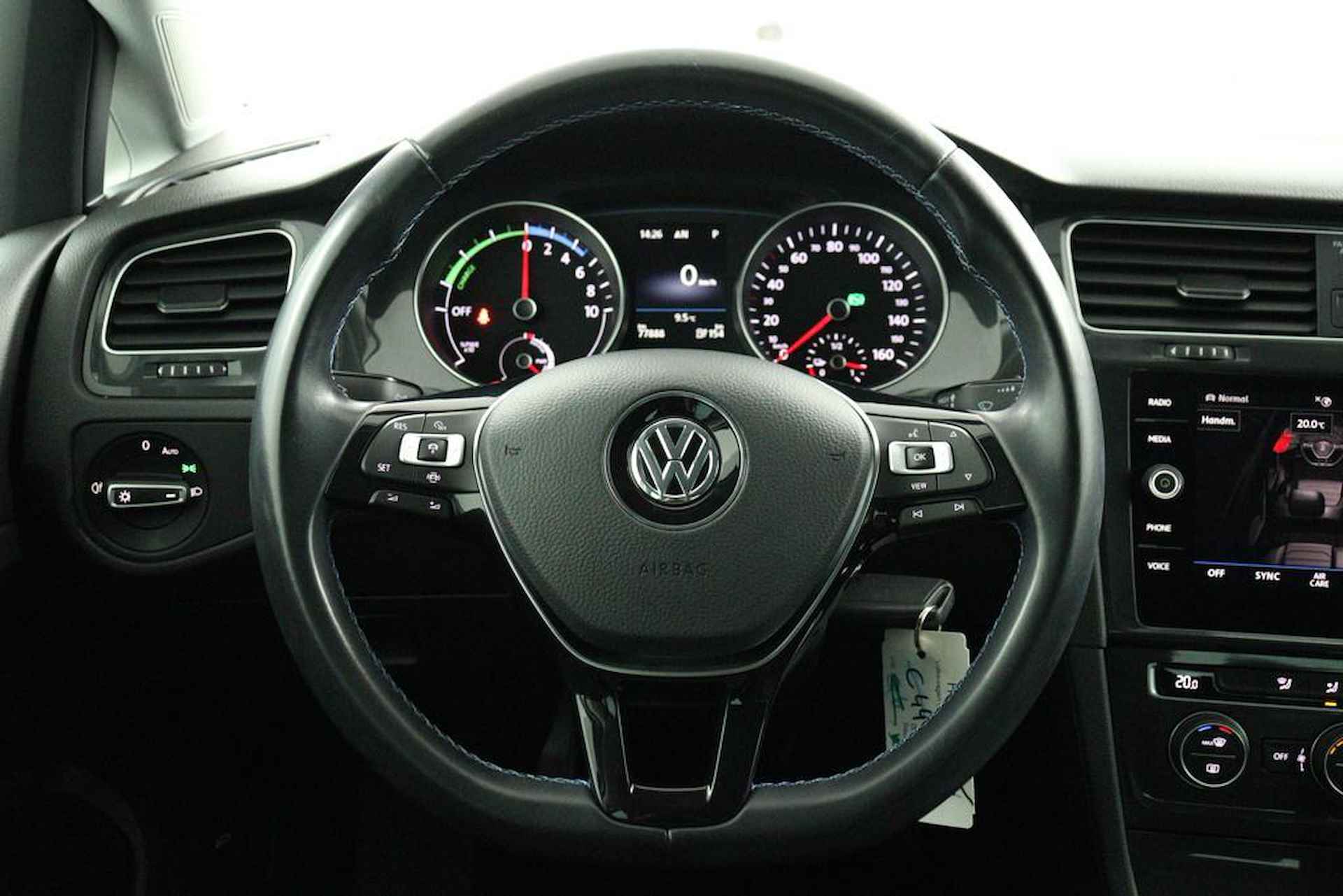 Volkswagen e-Golf E-DITION - 16/42