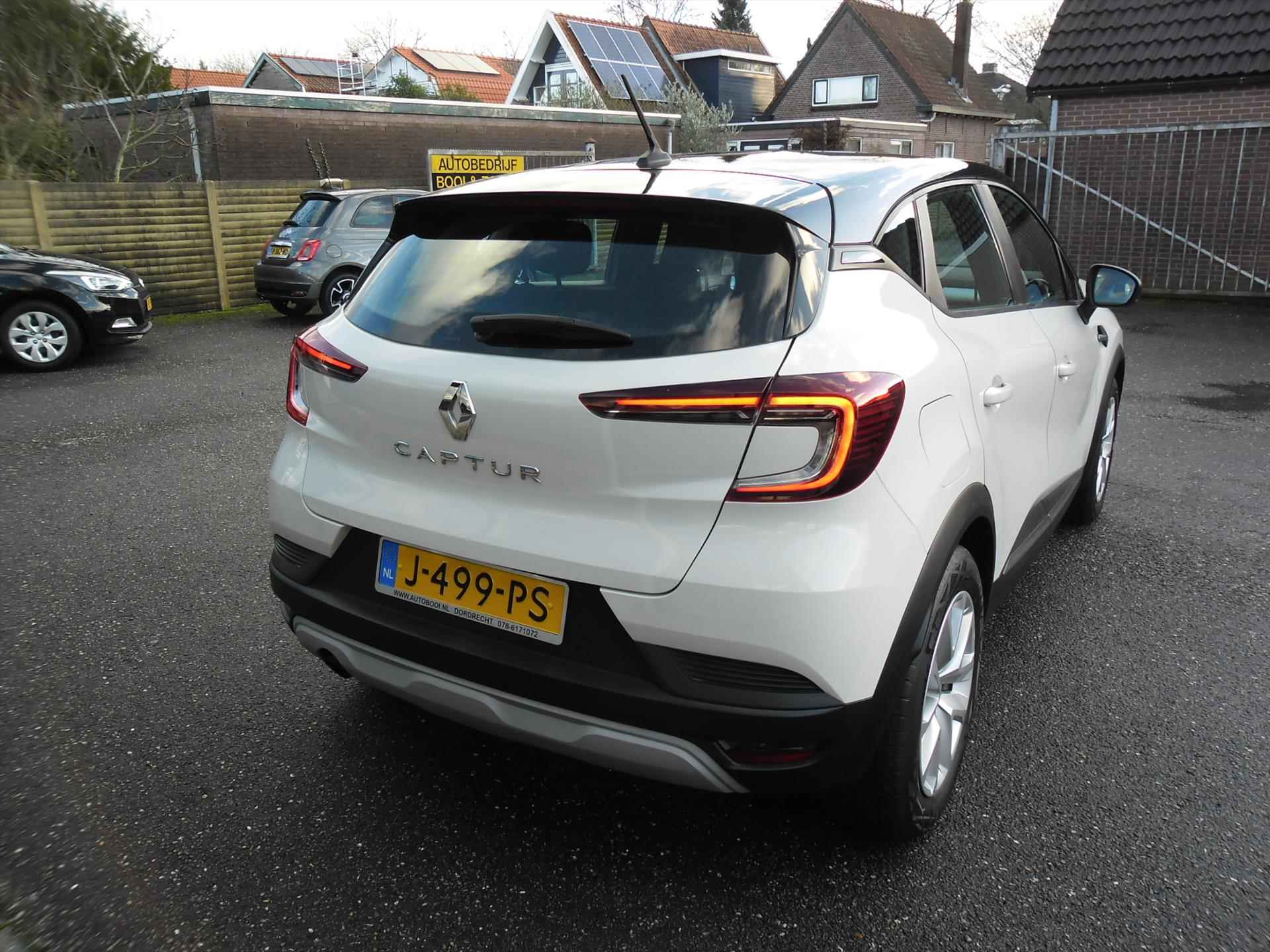 Renault Captur TCE 101PK ZEN NIEUW MODEL NAV AIRCO 48850 KM RIJKLAARPRIJS - 3/17