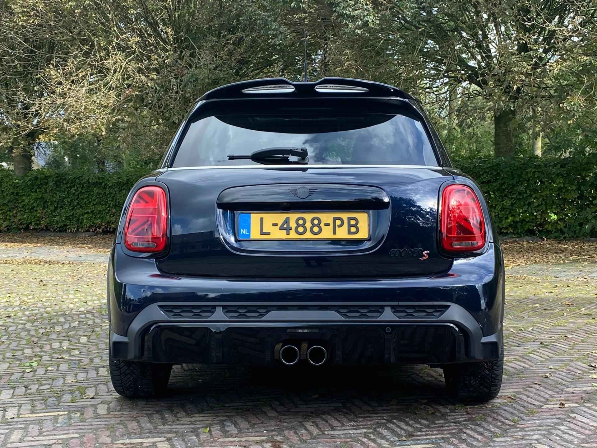 MINI 2.0 Cooper S John Cooper Works | Harman Kardon | Panoramadak | NL-Auto | NAP | BOVAG Garantie - 10/36