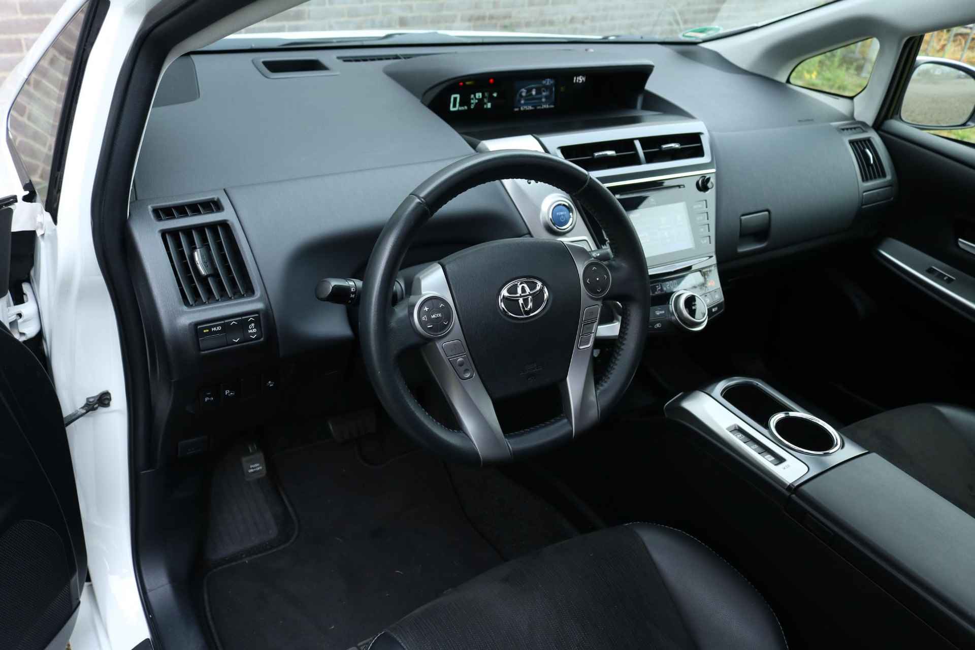 Toyota Prius + 1.8 Business Plus, Trekhaak, Pano-dak, Leer, Navi , DAB Radio, Adaptieve cruise control - 14/55