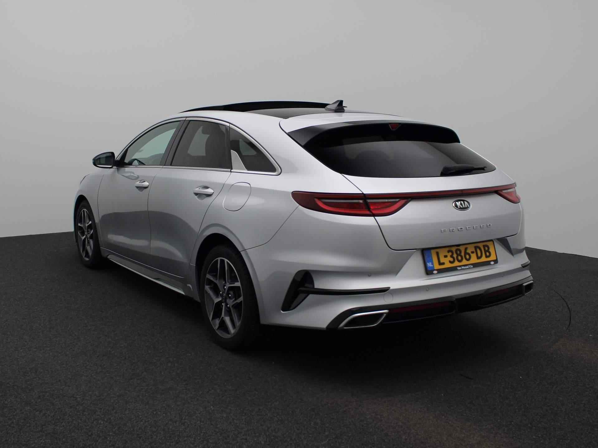 Kia ProCeed 1.5 T-GDi MHEV GT-Line Edition | Automaat | Panorama dak | Navigatie | Camera | Climate control | Schuifdak | PDC | LMV | DAB | Apple carplay - 2/46