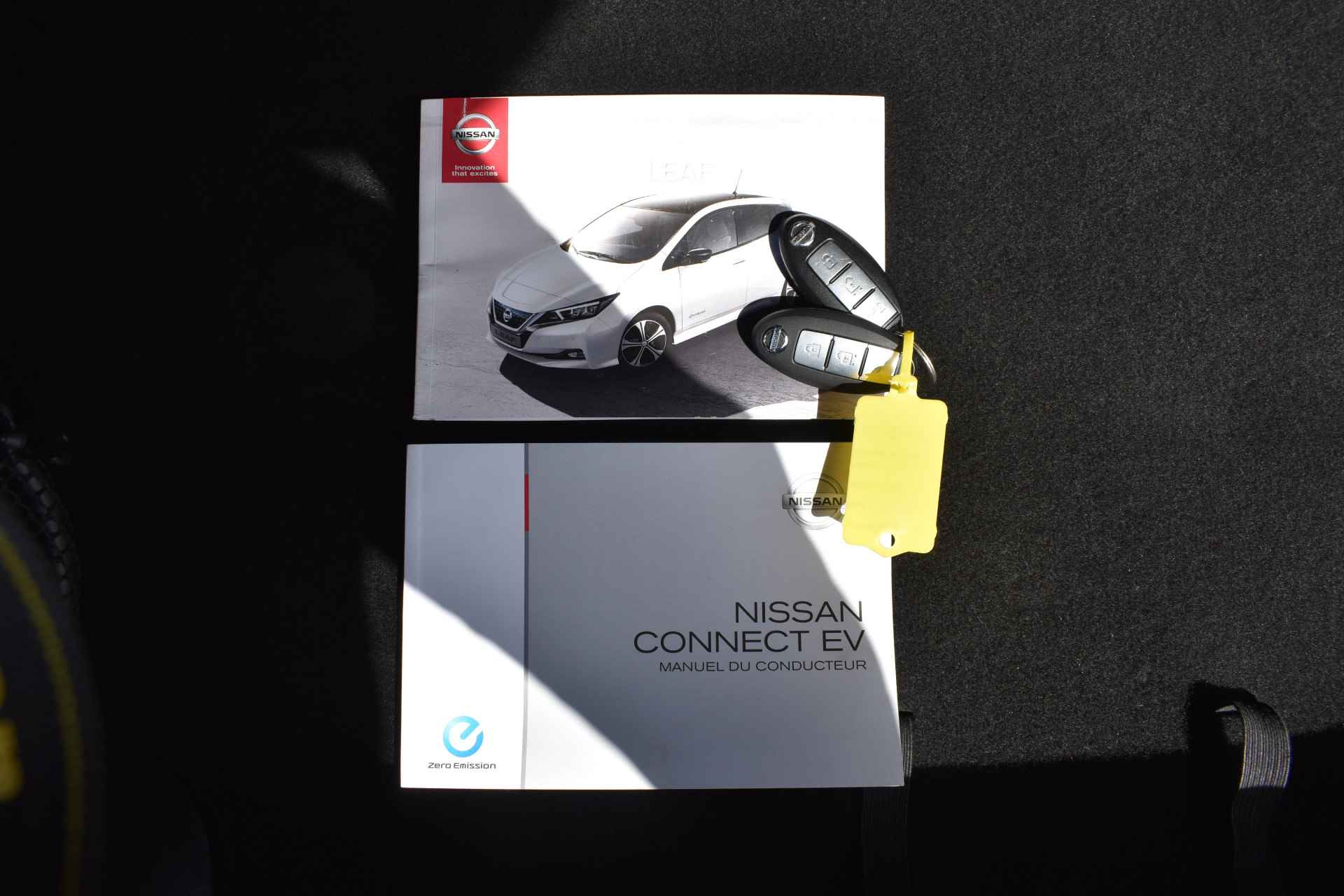 Nissan Leaf Tekna 40 kWh / € 2.000,00 Subsidie* / Pro-Pilot / Bose / Leder / Apple Carplay - 16/73