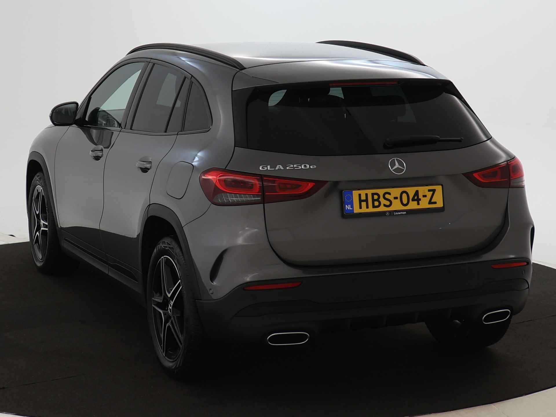 Mercedes-Benz GLA 250 e AMG Plug-In Hybride | AMG Line | Night Pakket | Achteruitrijcamera | Spiegelpakket | LED Koplampen | Inclusief 24 maanden MB Certified garantie voor Europa. - 17/45