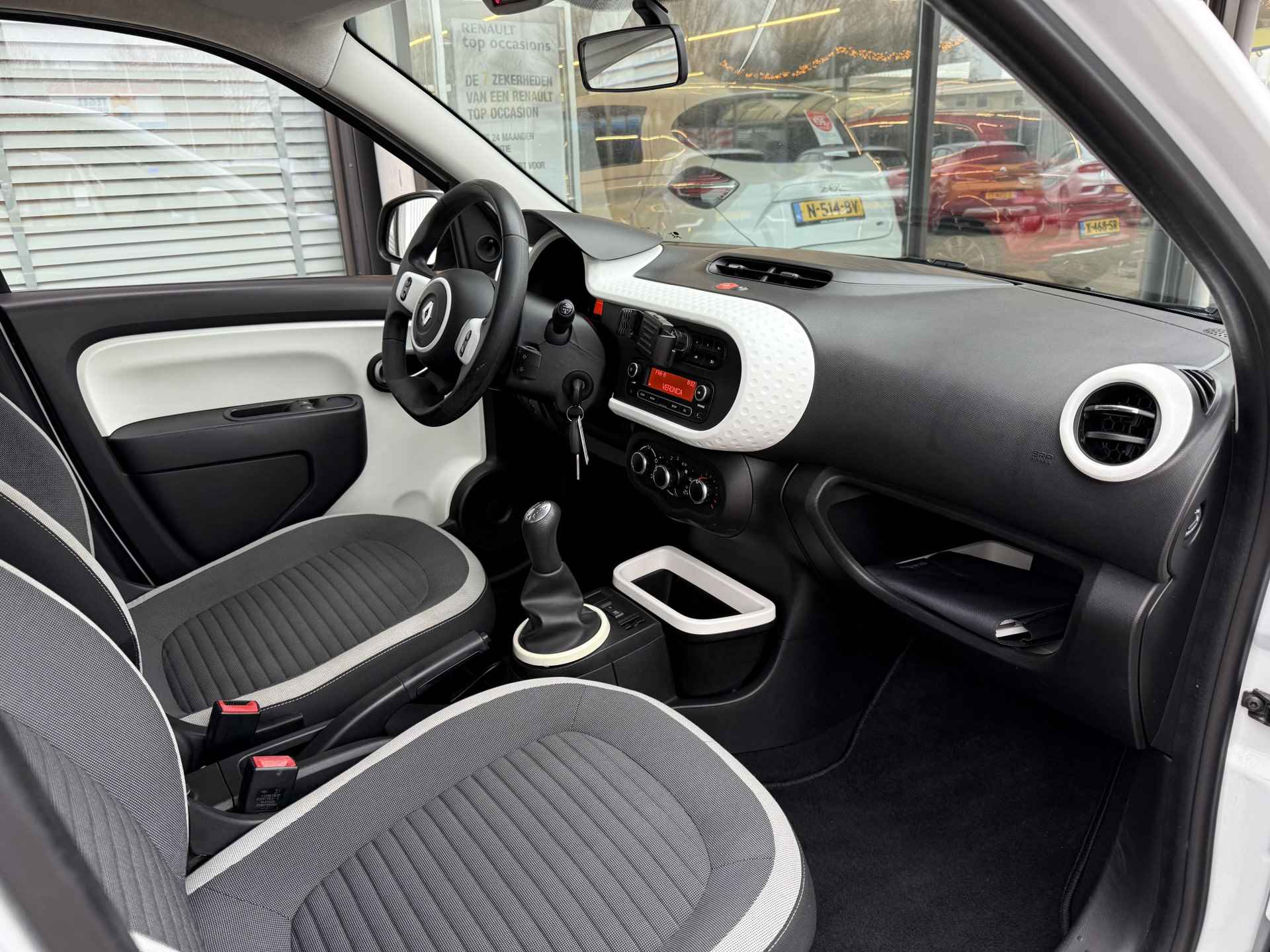 Renault Twingo 1.0 SCe Expression | cruise control | airco | navigatie | tijdelijk gratis Top Afleverpakket twv Eur 695 - 9/34