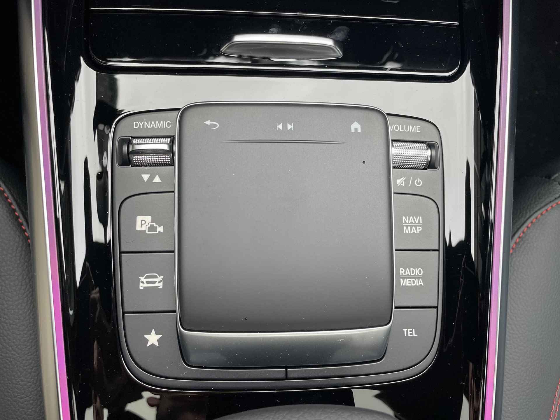 Mercedes-Benz B-klasse 250 e AMG Line | Rijassistentiepakket | Head up display | Keyless Go pakket| 360 graden camera| Augmented reality camera | Multibeam LED | - 22/34