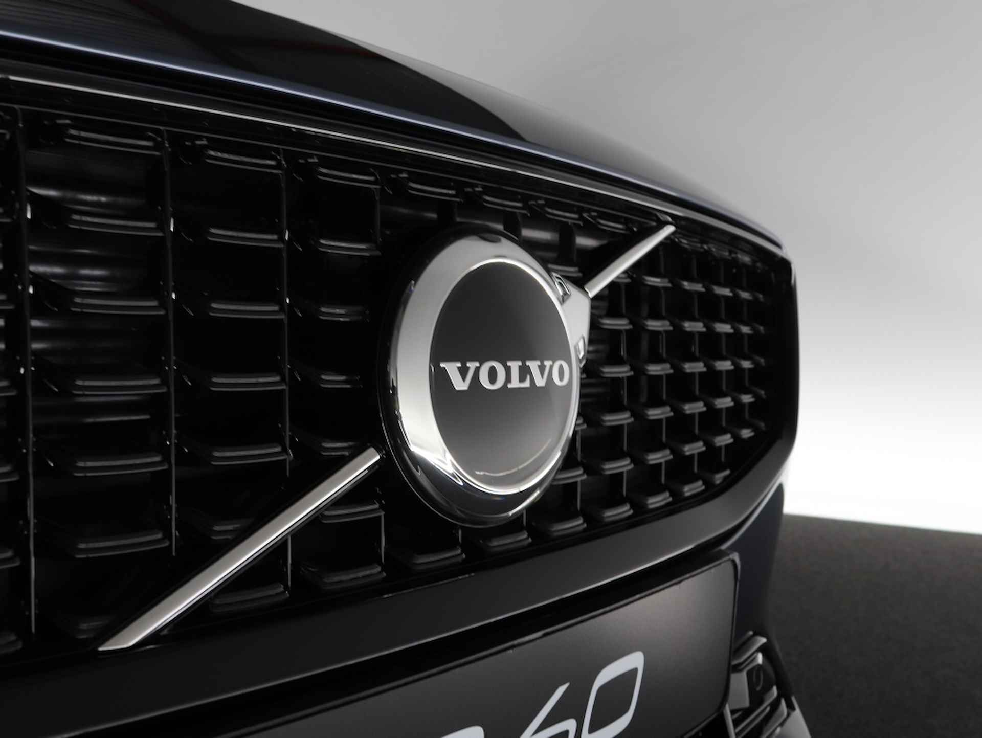 Volvo S60 T6 Long Range Plug in Hybride 350 PK Plus Dark - 23/23