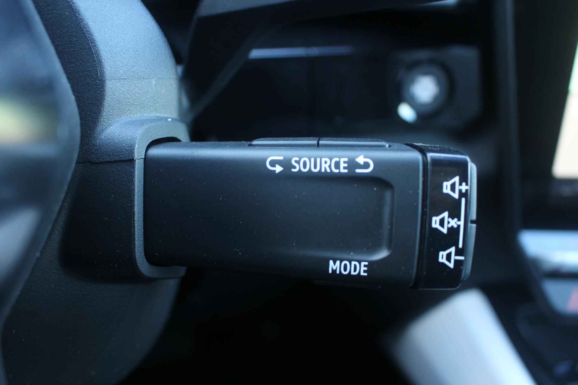 Renault Espace E-Tech Hybrid 200Pk iconic 7p. | Google Navigatie | Draadloze Carplay | Parkeersensoren & 360 Camera | Elektrische Stoelen met geheugen | Verwarmbare Stoelen en Stuur | 4-Control besturing | - 17/30