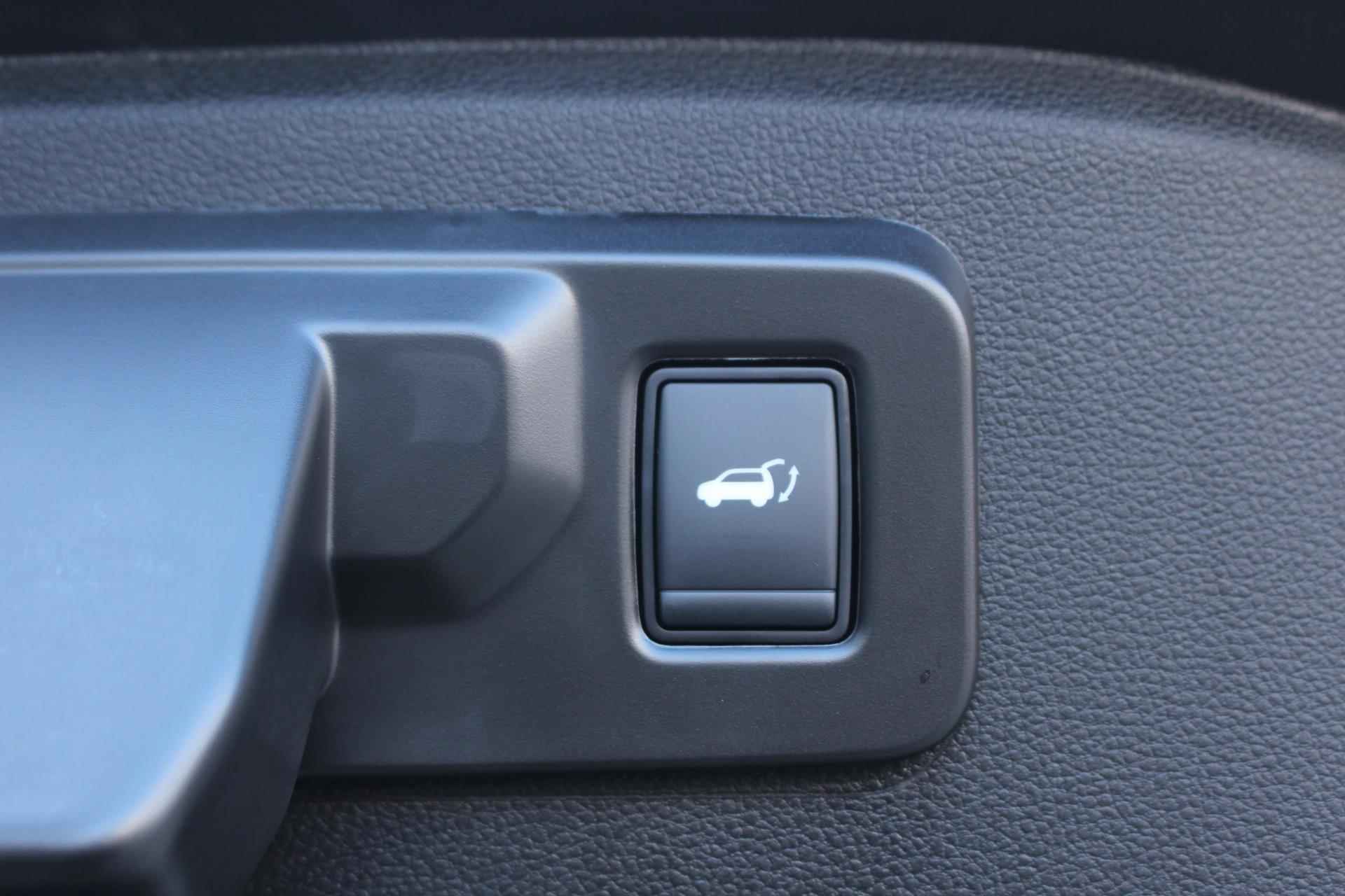 Renault Espace E-Tech Hybrid 200Pk iconic 7p. | Google Navigatie | Draadloze Carplay | Parkeersensoren & 360 Camera | Elektrische Stoelen met geheugen | Verwarmbare Stoelen en Stuur | 4-Control besturing | - 25/30