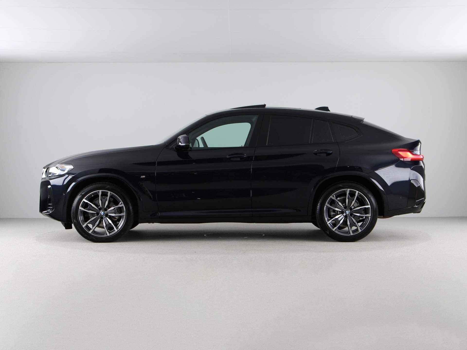 BMW X4 xDrive20i M-Sport - 13/25