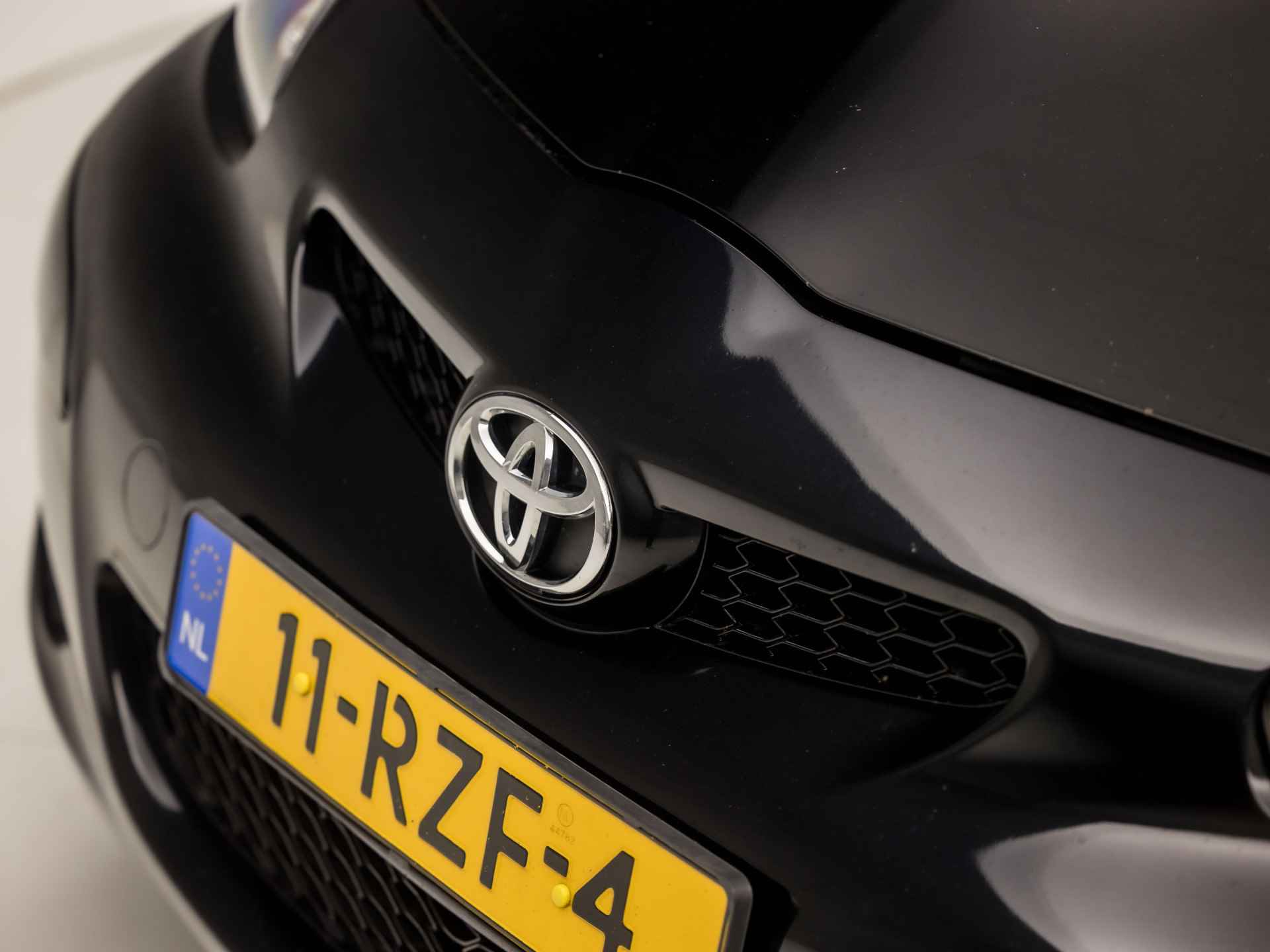 Toyota Aygo 1.0-12V Sport (5 DEURS, NIEUWE APK, SPORTSTOELEN, STUURBEKRACHTIGING, NIEUWSTAAT) - 22/26