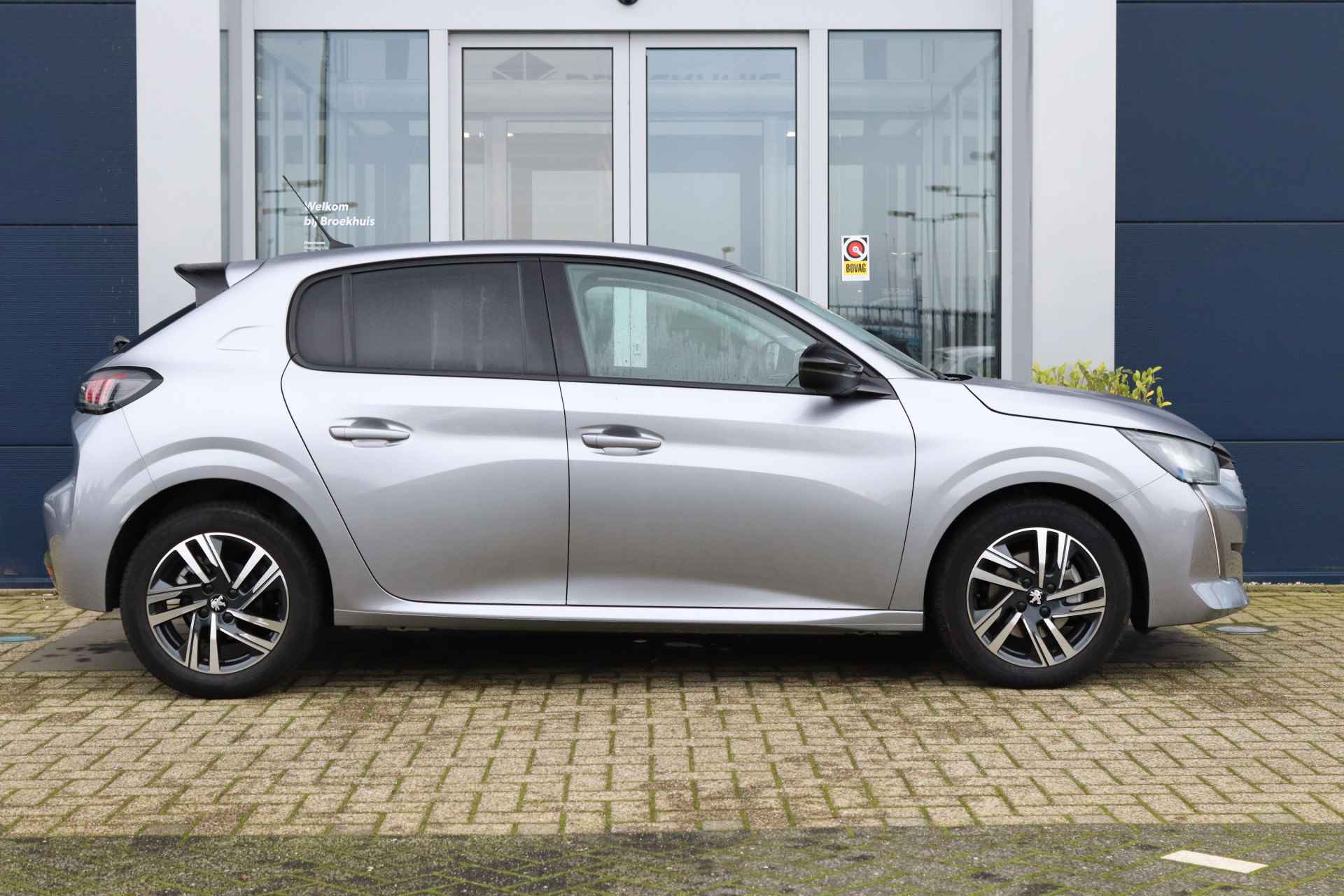 Peugeot 208 1.2 PureTech Allure Automaat | Navigatie | Climate Control | Cruise | Carplay | Camera - 7/30