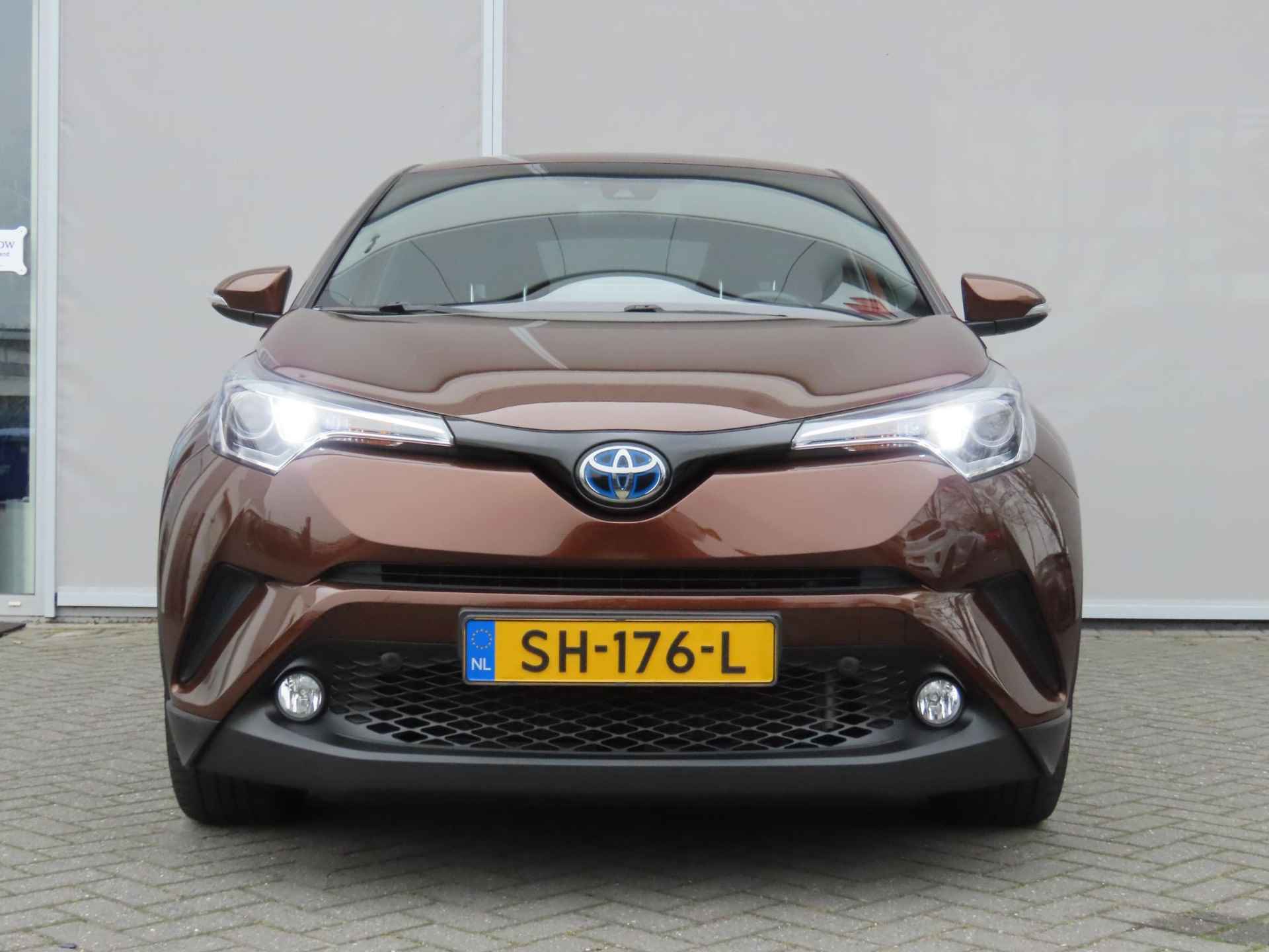 Toyota C-HR 1.8 Hybrid Style  100% onderhouden | Navi | Stoelverwarming | JBL | Camera | - 3/26