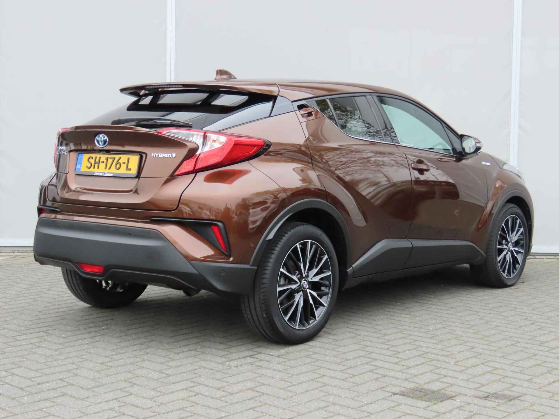 Toyota C-HR 1.8 Hybrid Style  100% onderhouden | Navi | Stoelverwarming | JBL | Camera | - 5/26