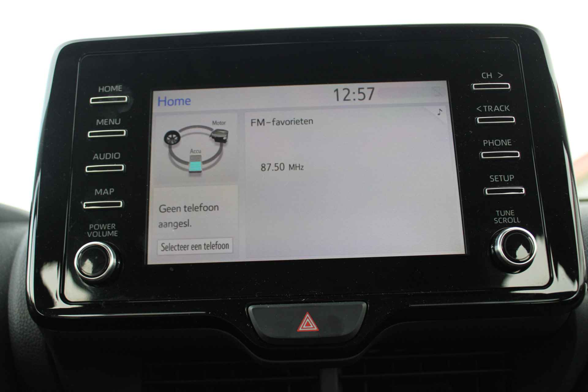 Toyota Yaris 1.5 Hybrid Dynamic Automaat Achteruitrijcamera, Adaptieve Cruise Control, Apple Carplay/Android Auto - 23/37