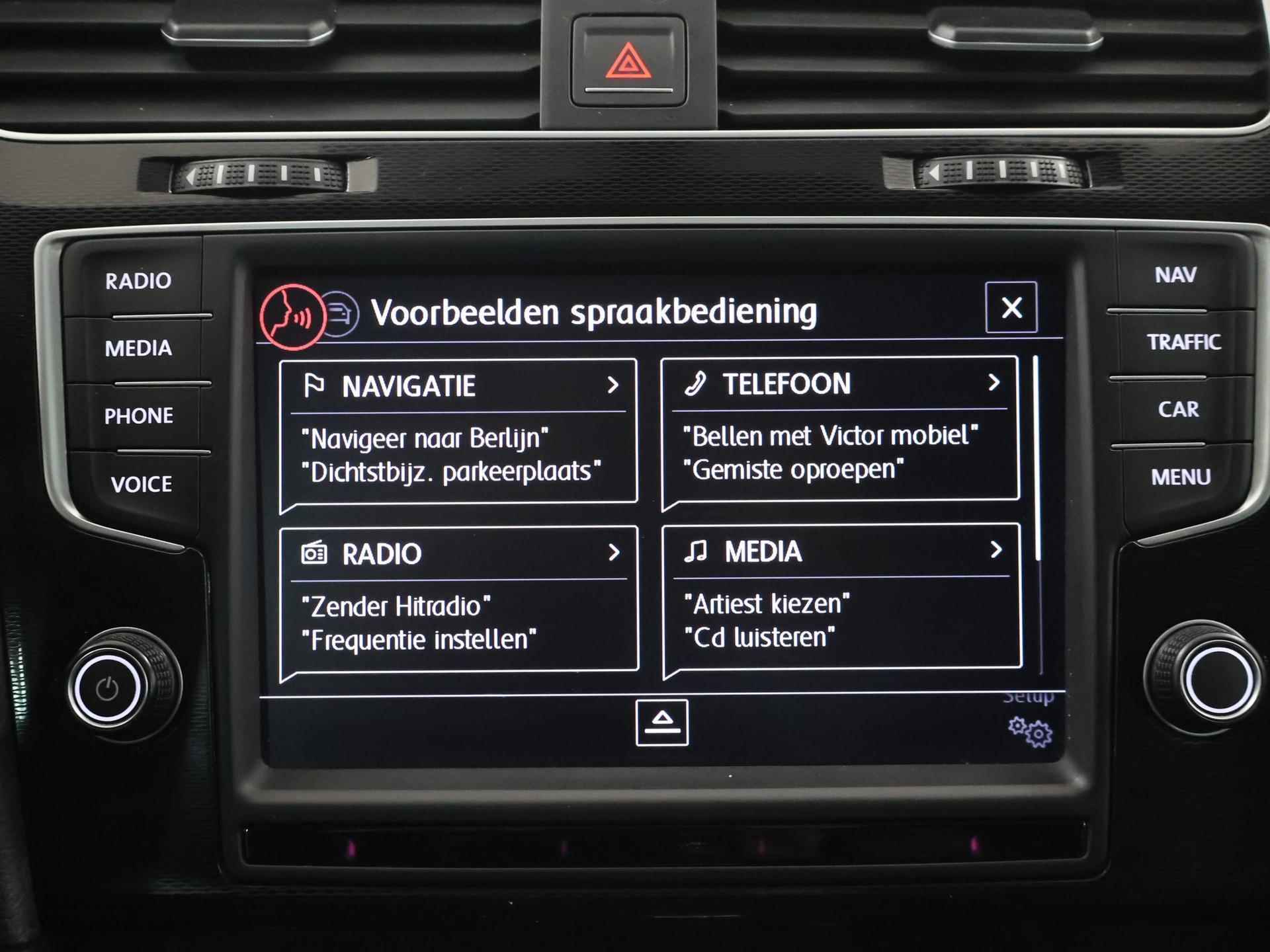 Volkswagen Golf 1.4 TSI GTE Connected Series | Panoramadak | Navigatie | Climate Control | Parkeersensoren | Cruise Control | - 19/46