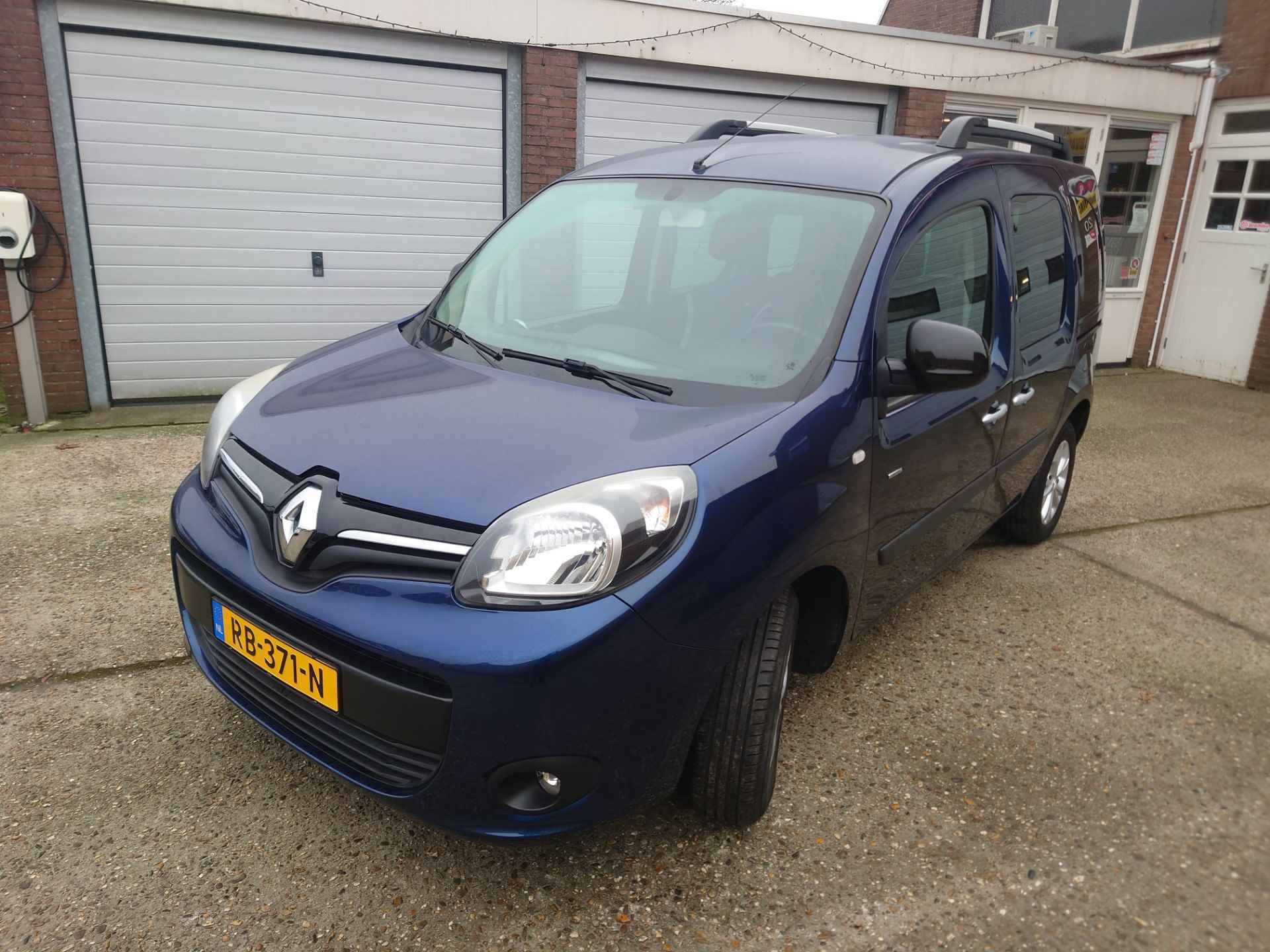 Renault Kangoo Family 1.2 TCe Limited Start&Stop, Dealer onderhouden, Eerste eigenaar, Airco, 2 schuifdeuren - 3/25