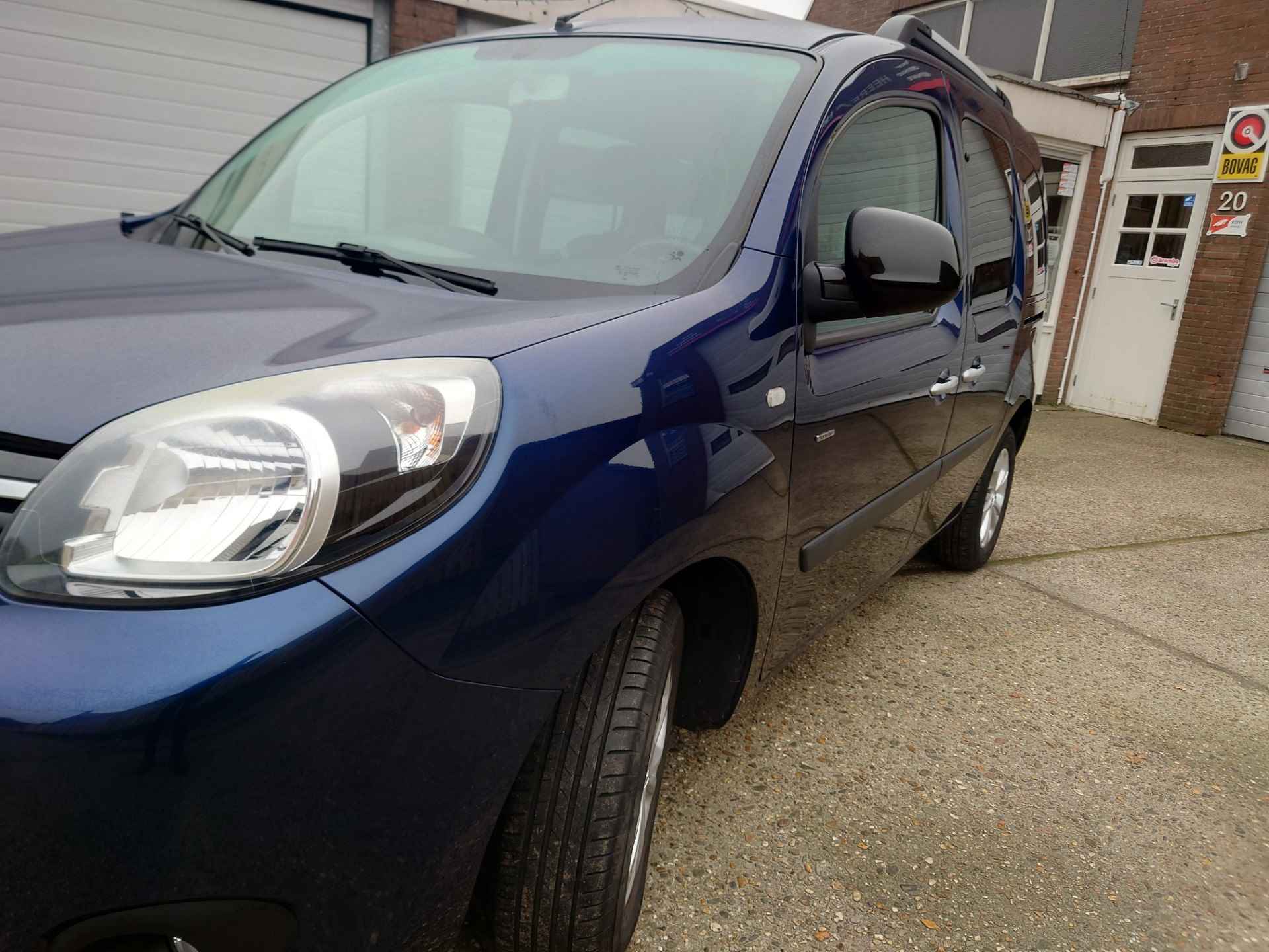 Renault Kangoo Family 1.2 TCe Limited Start&Stop, Dealer onderhouden, Eerste eigenaar, Airco, 2 schuifdeuren - 8/25