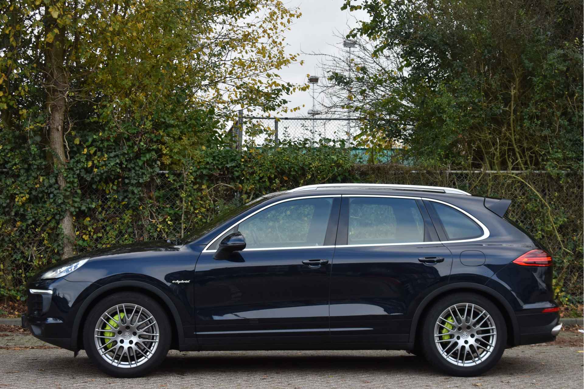 Porsche Cayenne 3.0 S E-Hybrid 416 PK | NL-Auto | Mem.stoelen | Navi | Luchtvering | Vol Leder | Full LED - 4/65