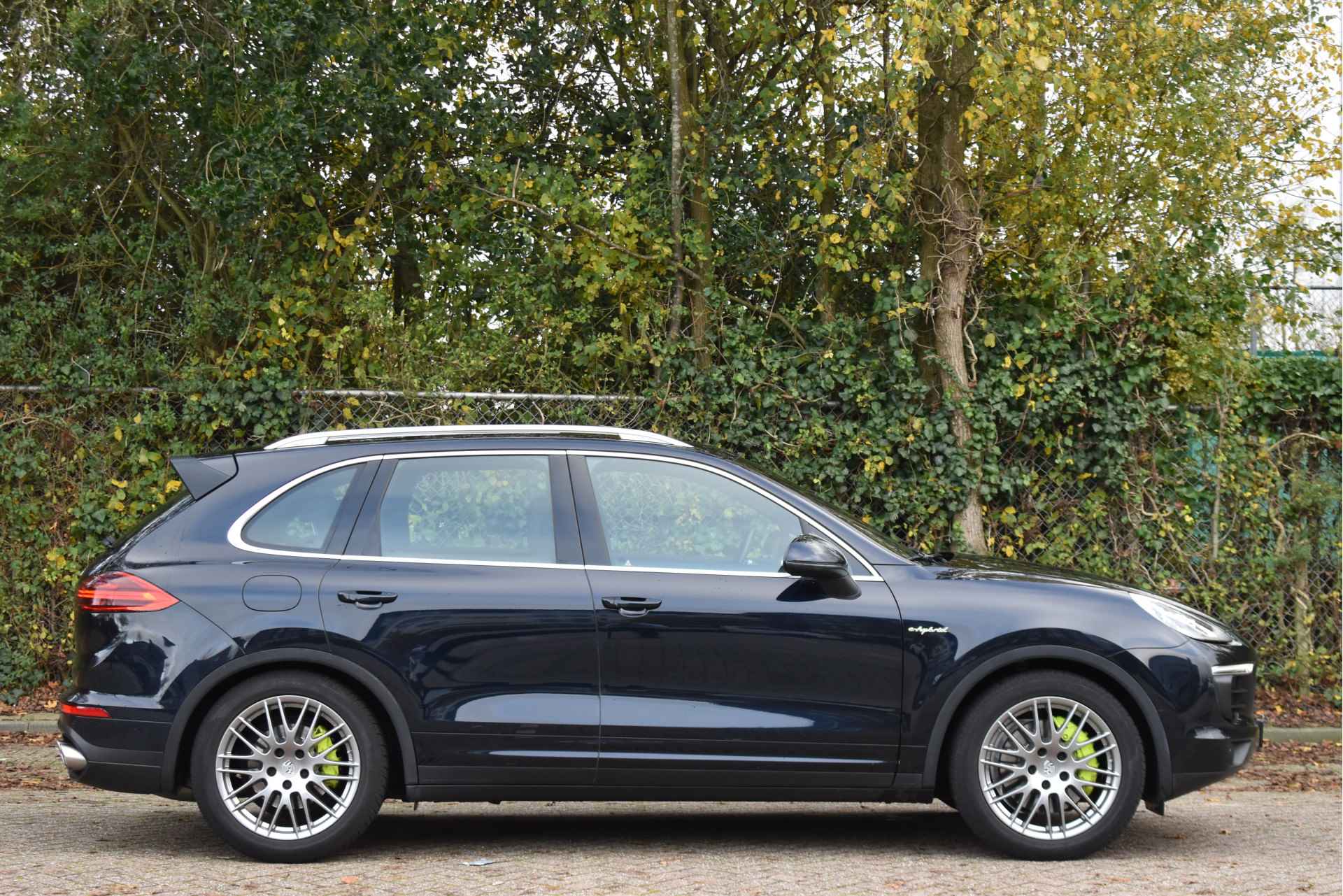 Porsche Cayenne 3.0 S E-Hybrid 416 PK | NL-Auto | Mem.stoelen | Navi | Luchtvering | Vol Leder | Full LED - 29/65