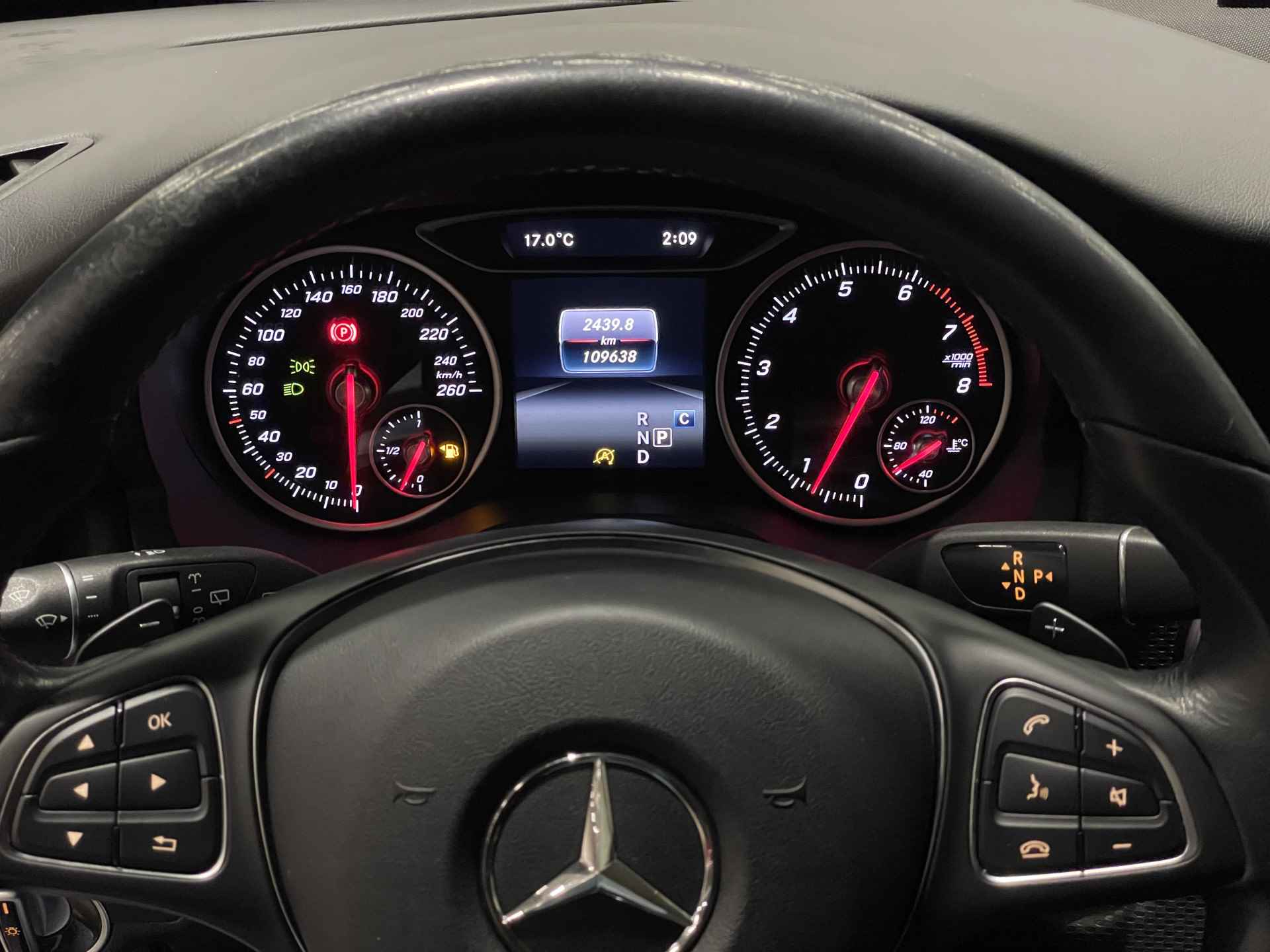 Mercedes-Benz A-Klasse 180 AMG Business Solution | Camera | Carplay | Stoelverwarming | LED | Cruise Control | LM Velgen | - 6/33