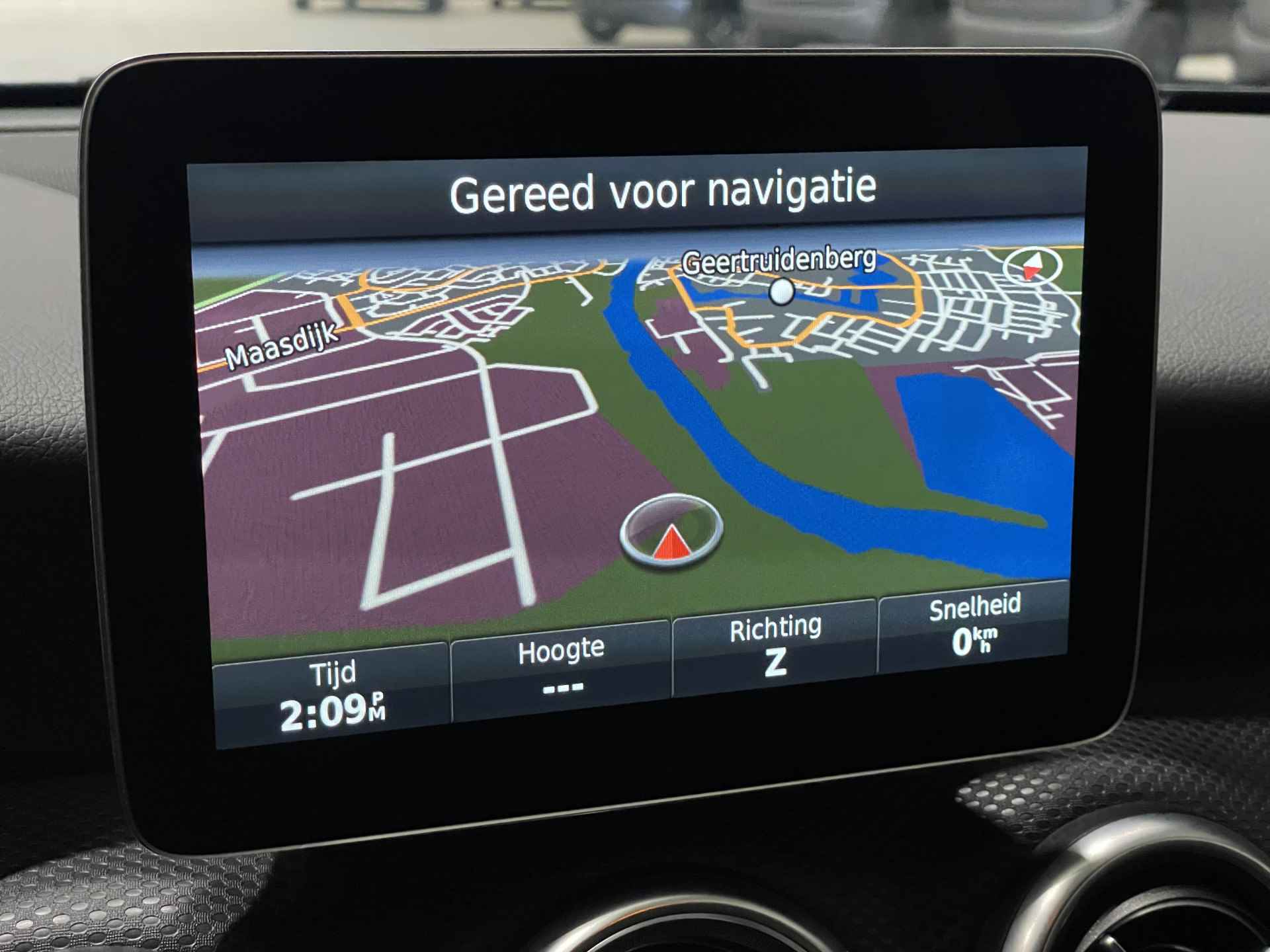 Mercedes-Benz A-Klasse 180 AMG Business Solution | Camera | Carplay | Stoelverwarming | LED | Cruise Control | LM Velgen | - 8/33